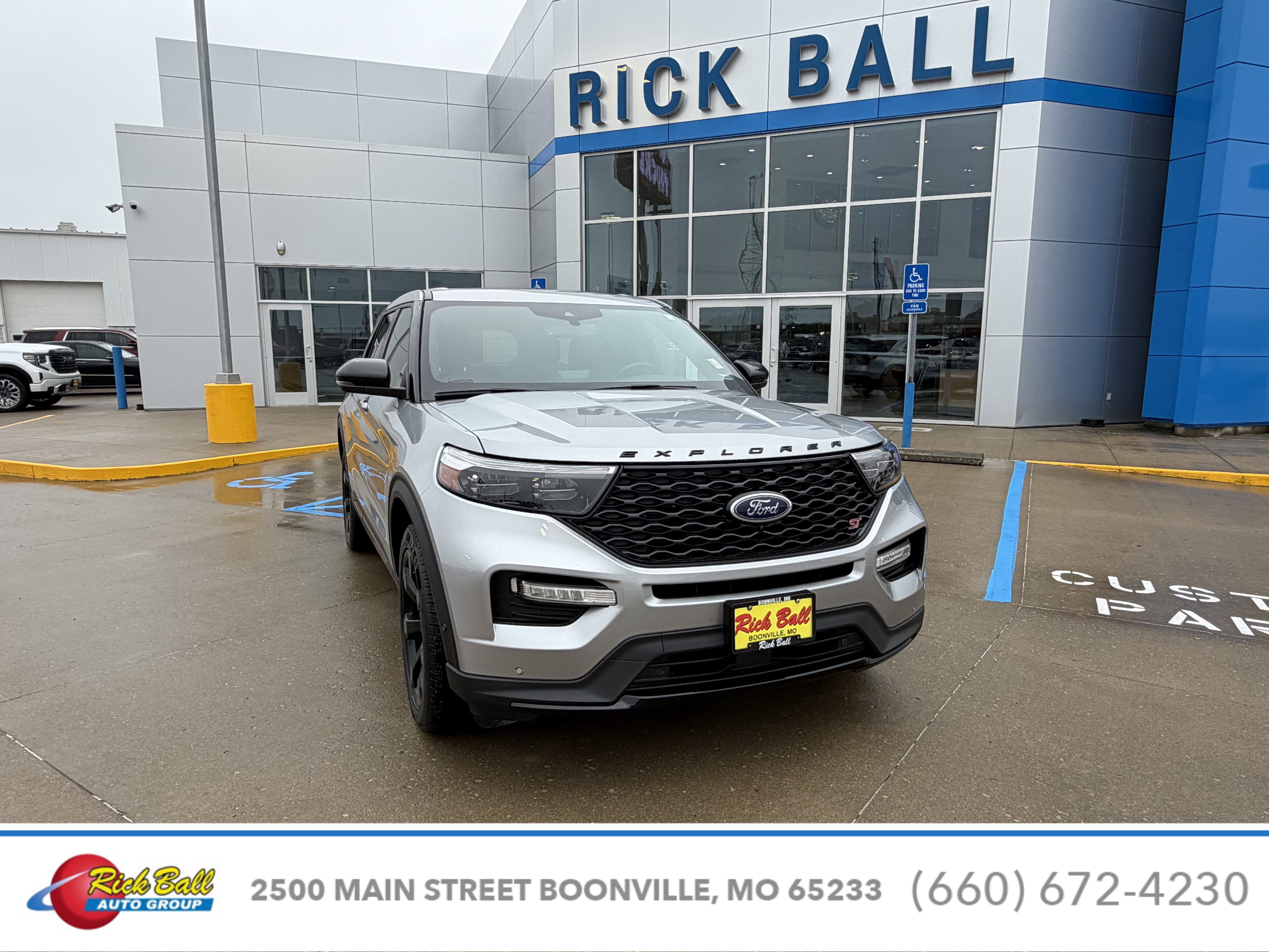 2021 Ford Explorer ST 4WD's photo