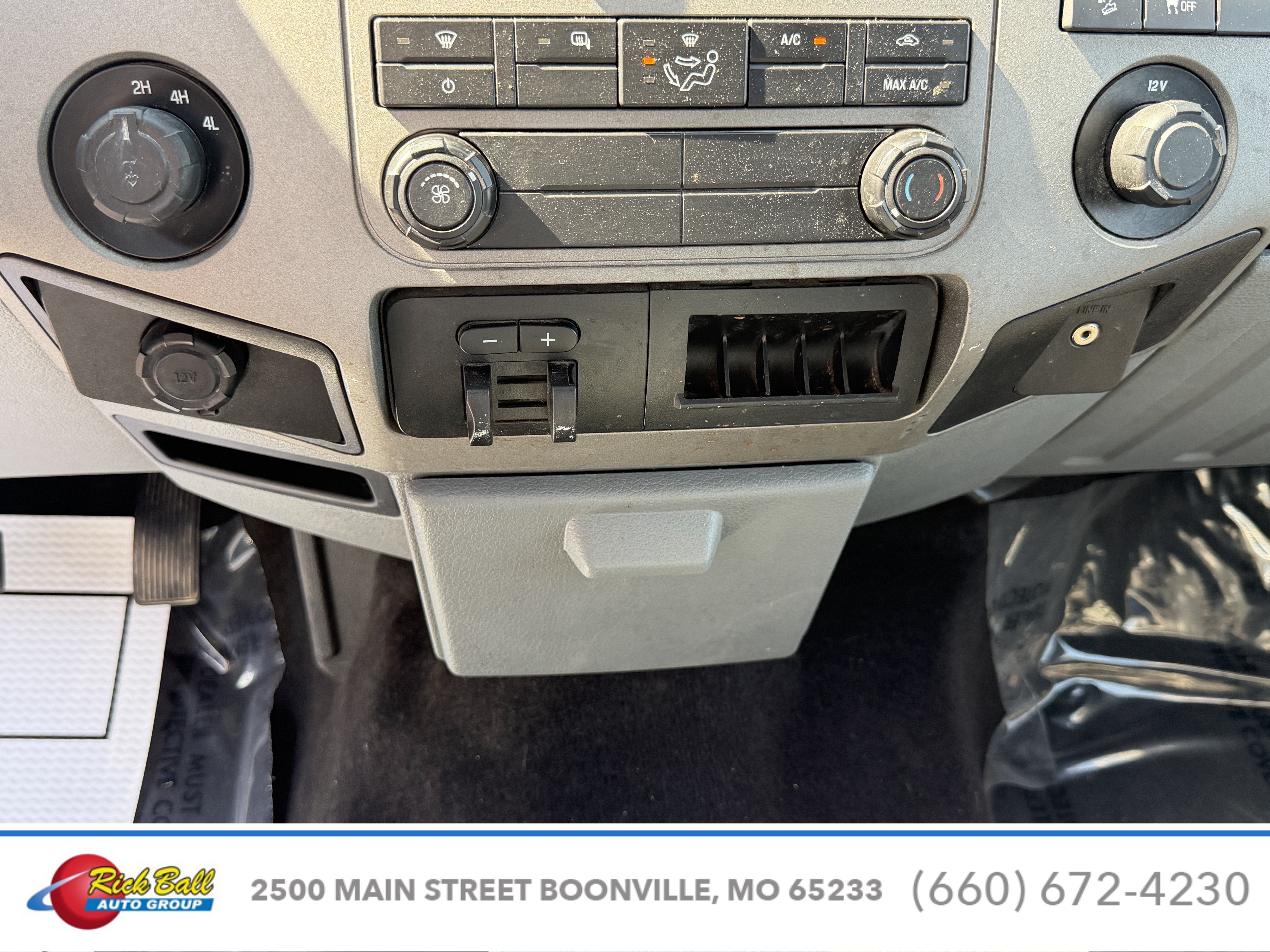 2012 Ford Super Duty F-250 SRW XL