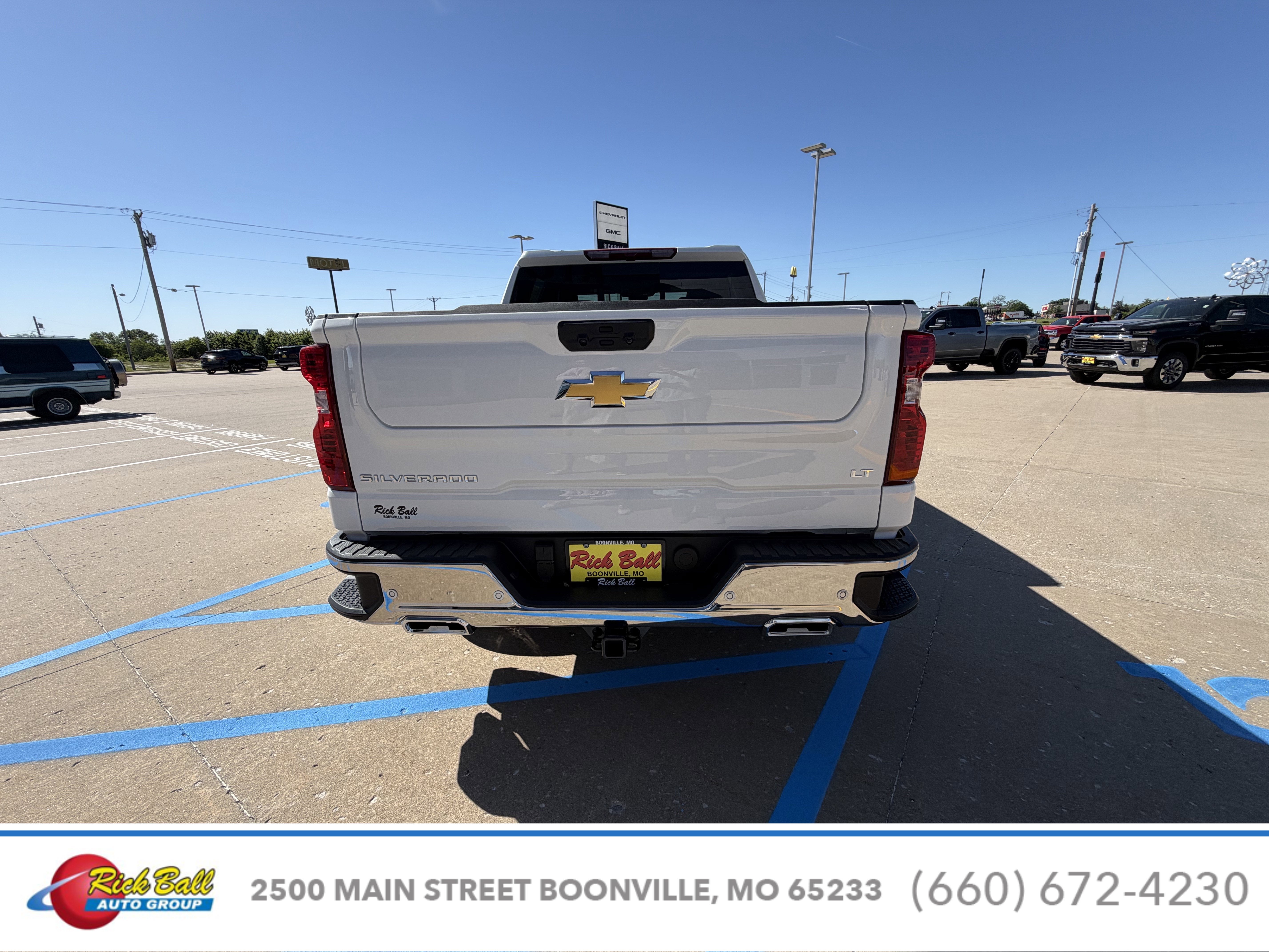 2026 Chevrolet Silverado 1500 LT