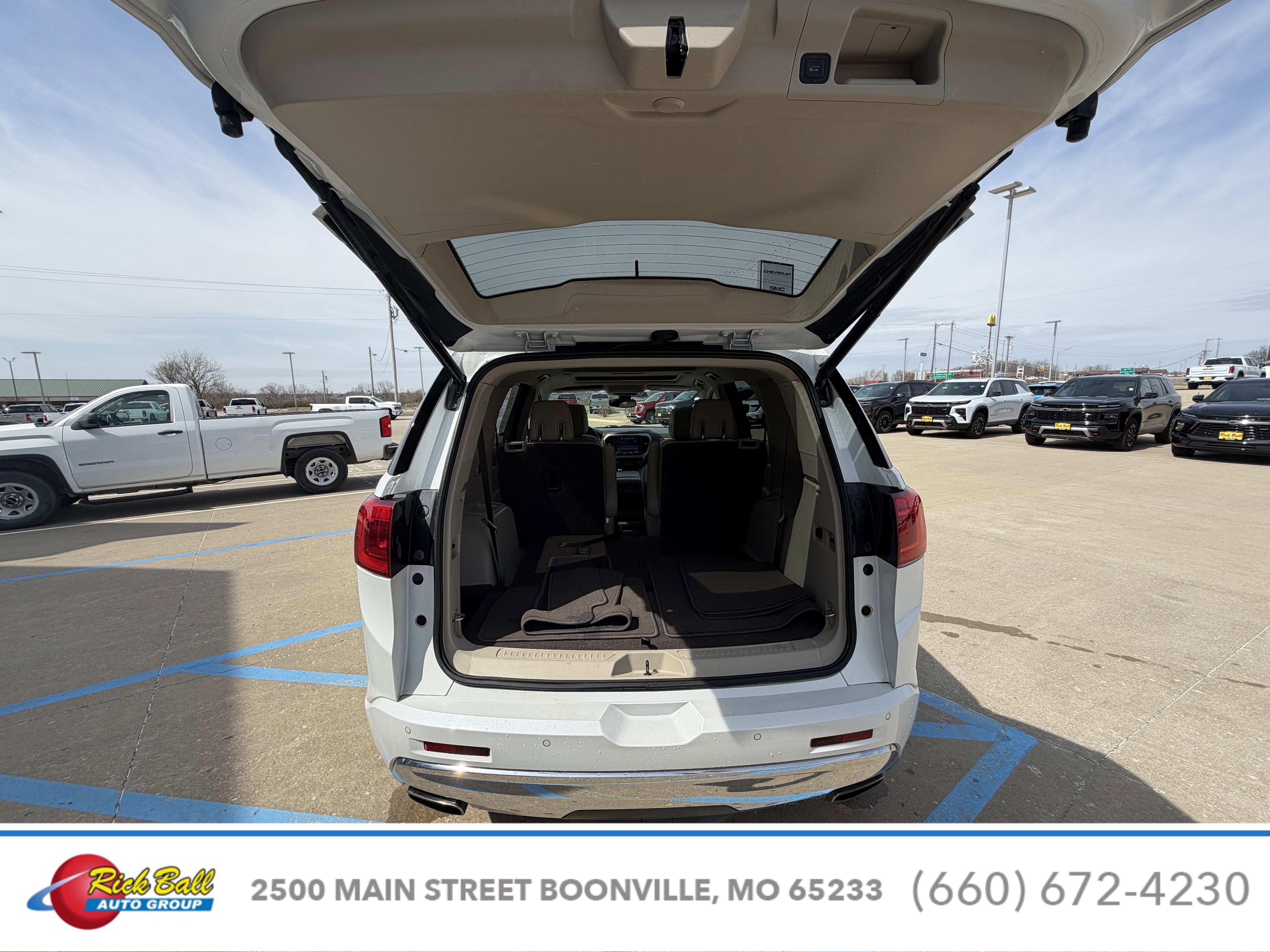 2017 GMC Acadia Denali