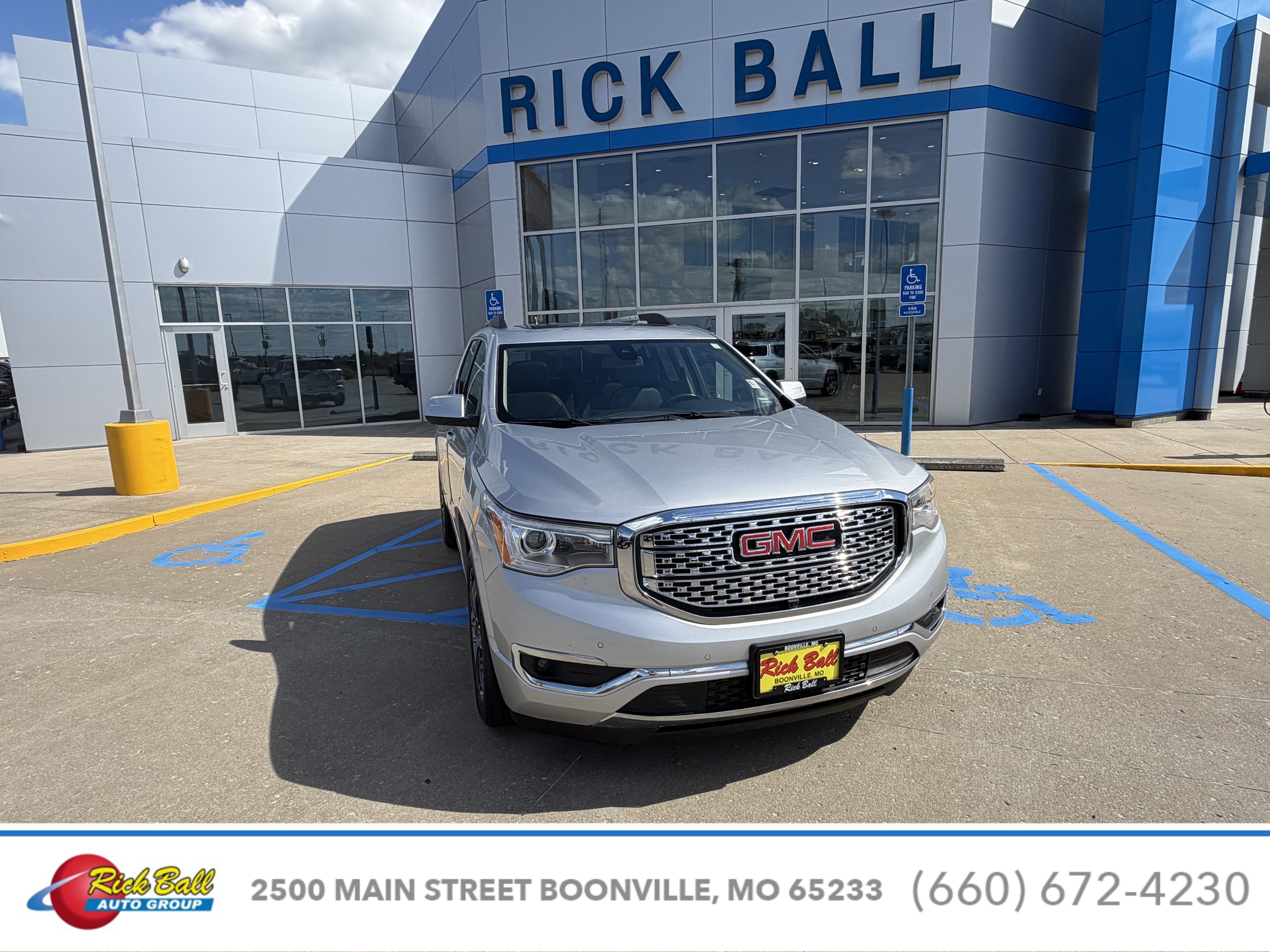 2019 GMC Acadia Denali