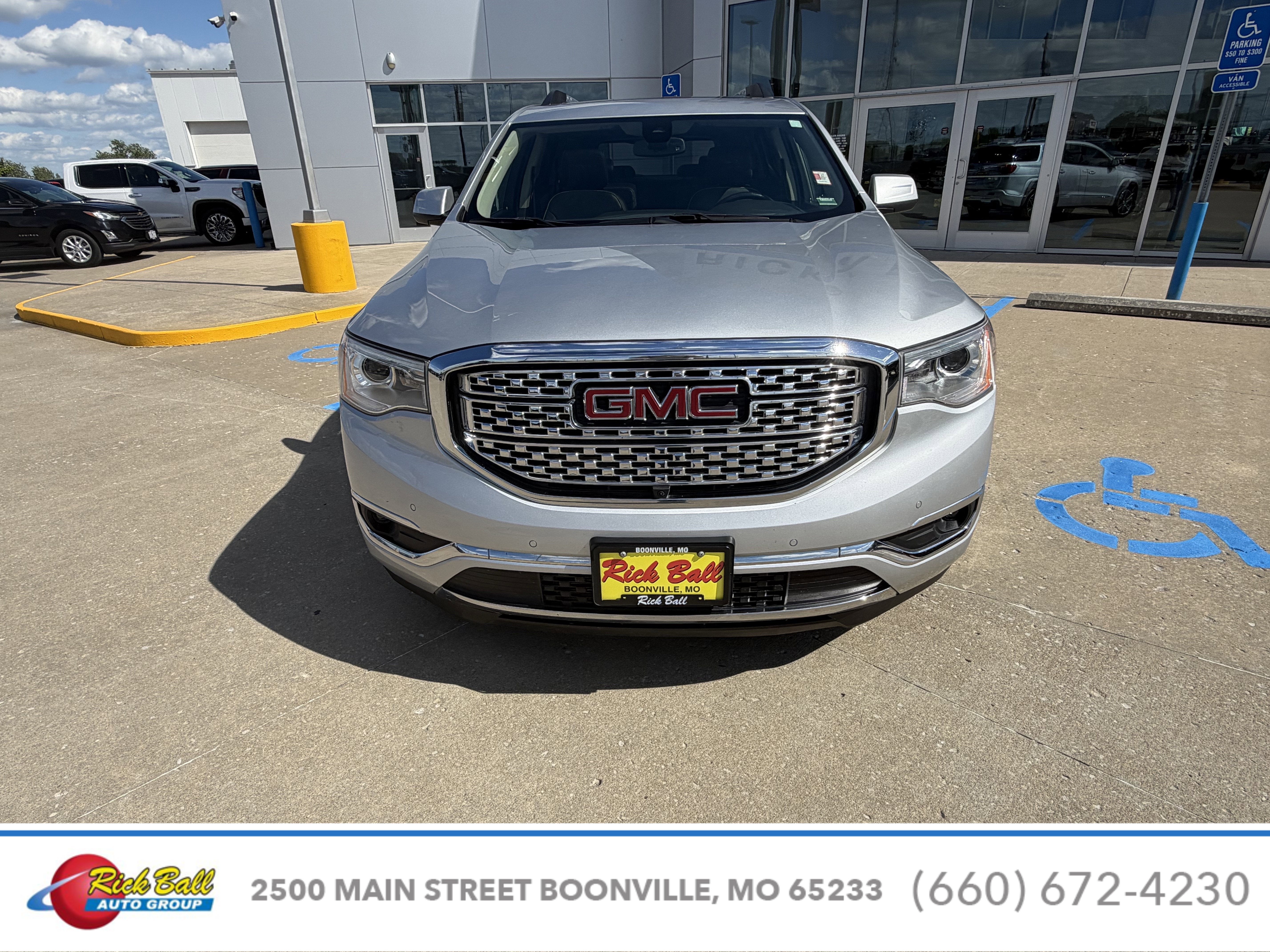 2019 GMC Acadia Denali