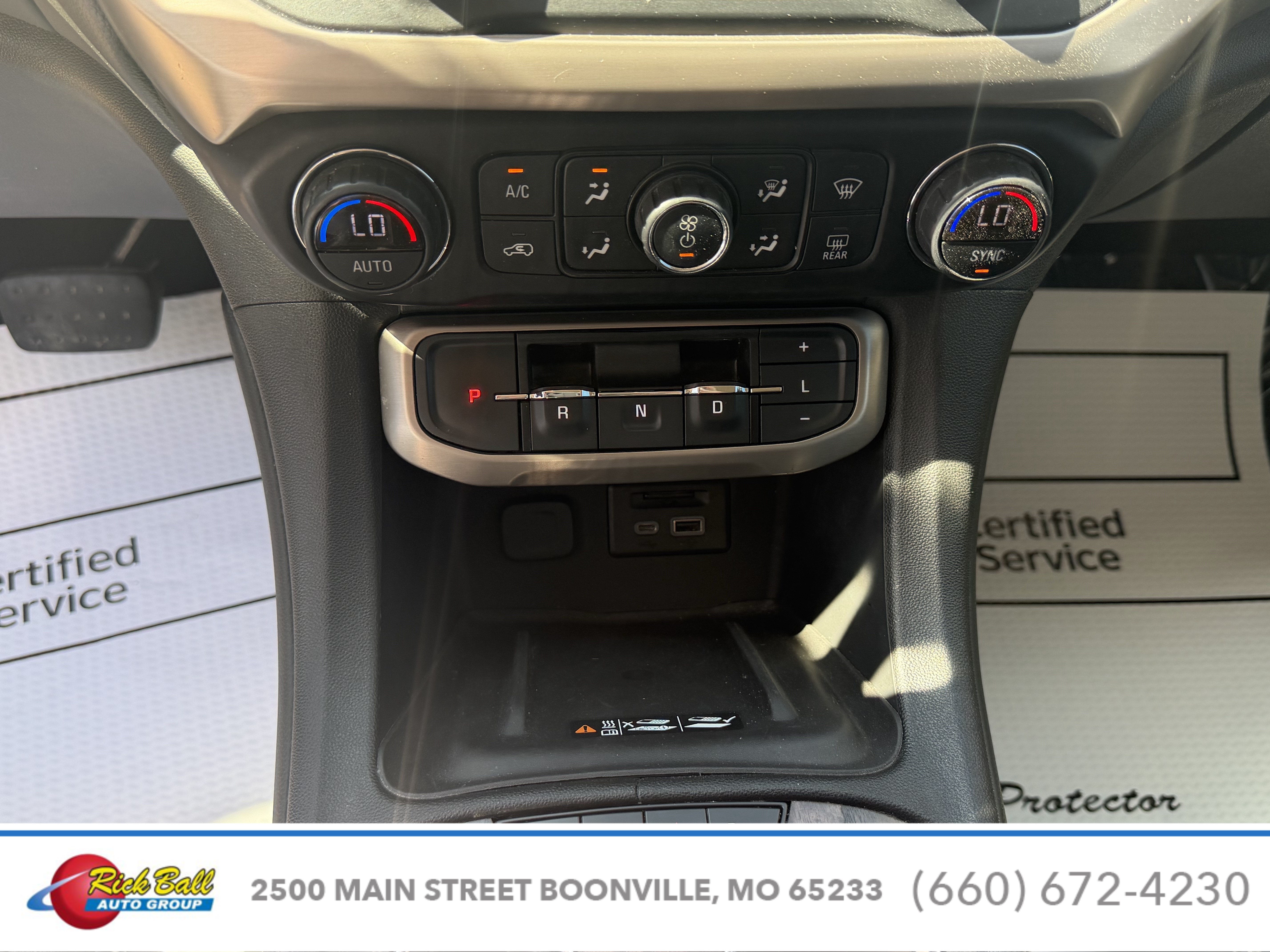 2020 GMC Acadia Denali