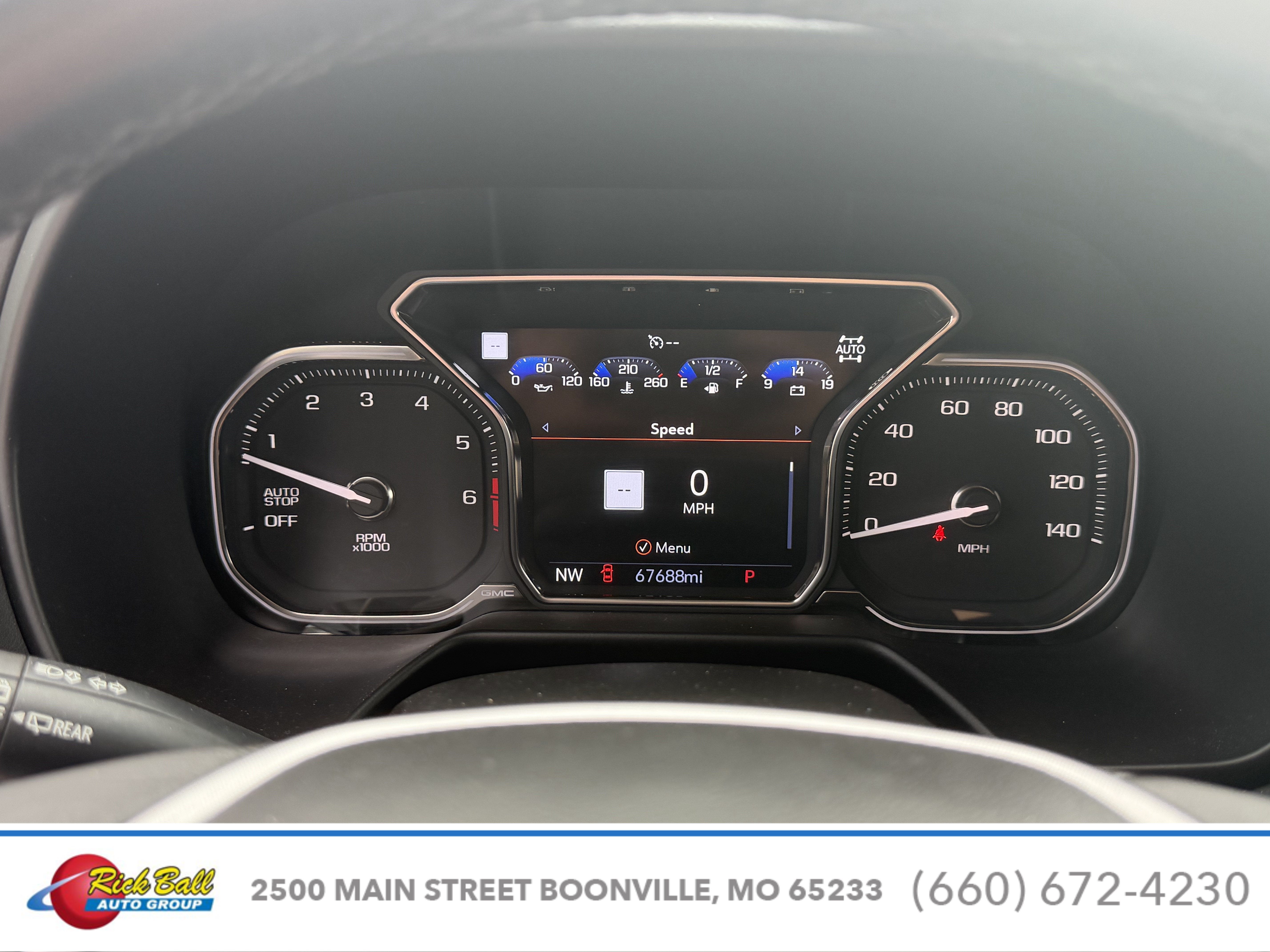 2021 GMC Yukon SLT