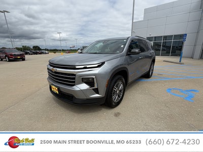 2025 Chevrolet Traverse LT