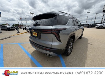 2025 Chevrolet Traverse LT