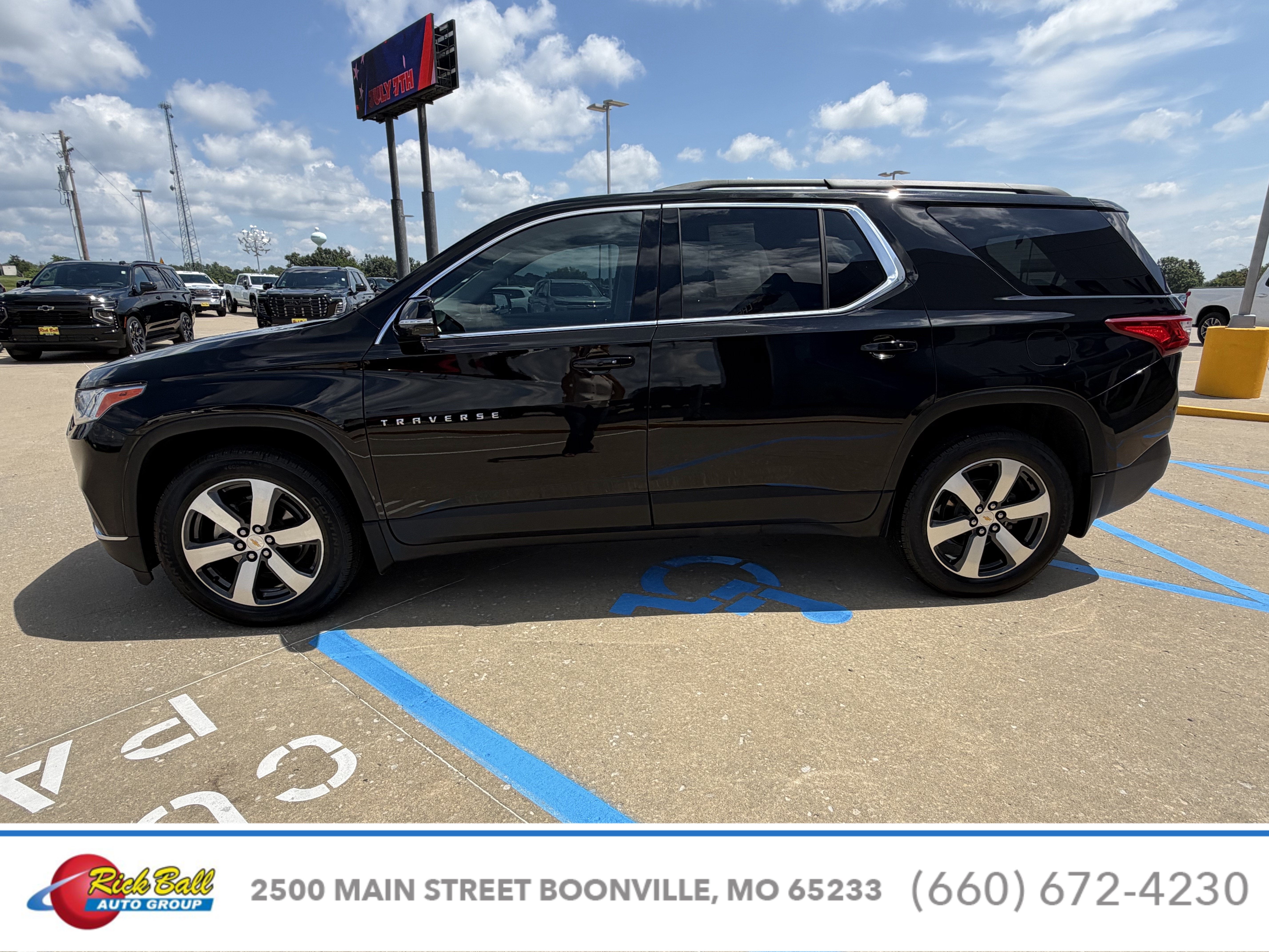 2019 Chevrolet Traverse LT Leather
