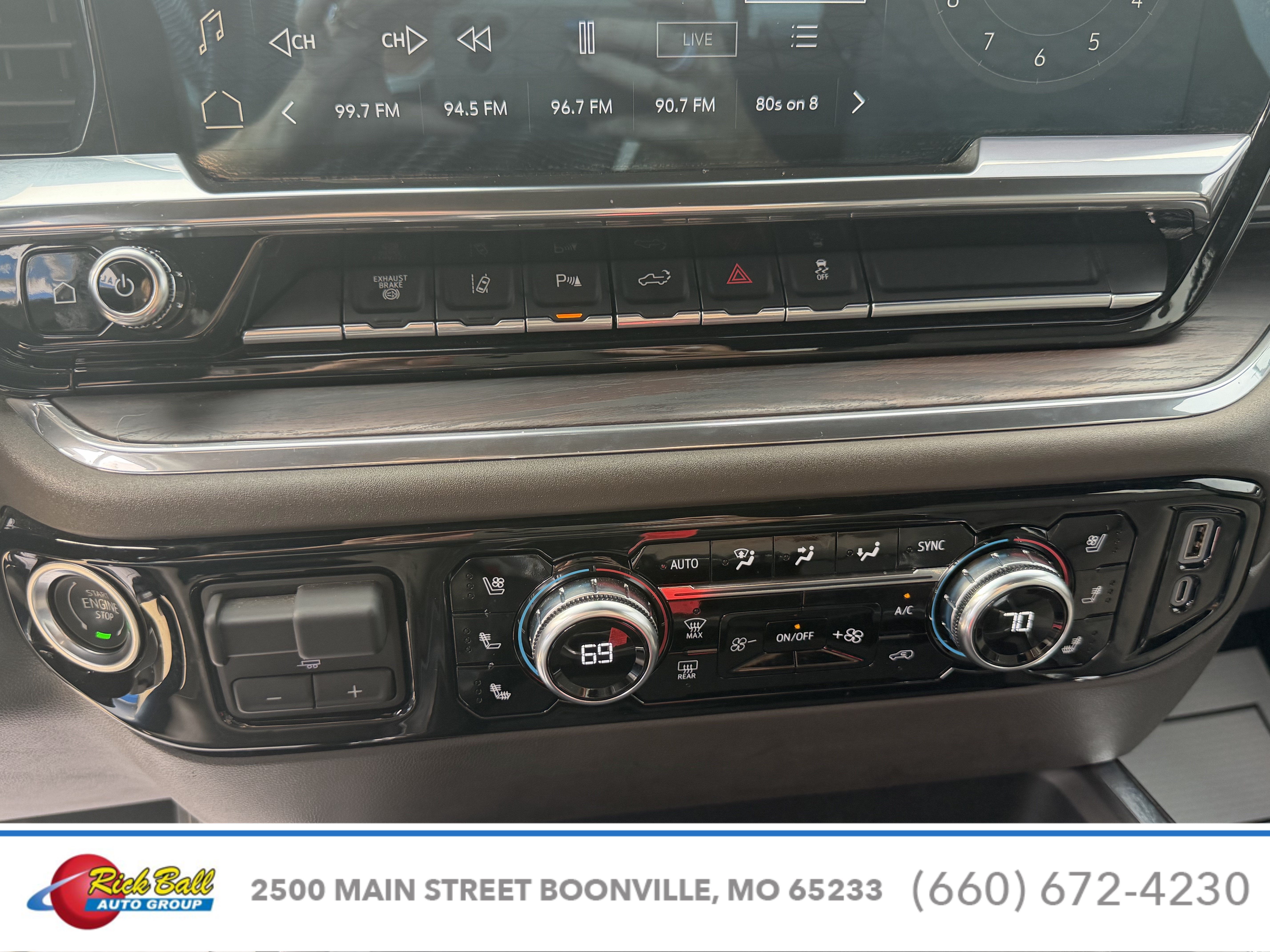 2024 GMC Sierra 3500HD SLT - Photo 19