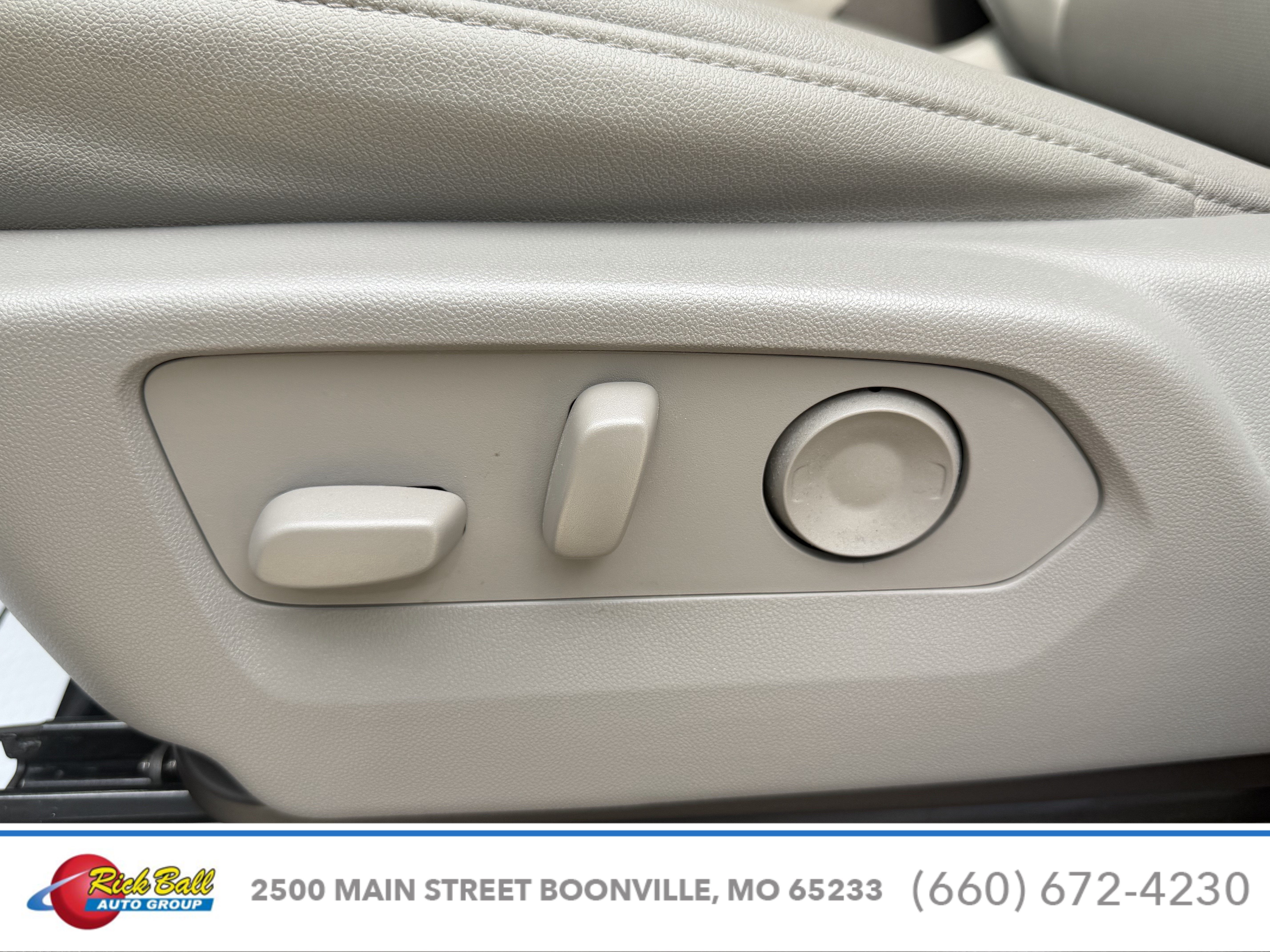 2024 GMC Sierra 3500HD SLT - Photo 25