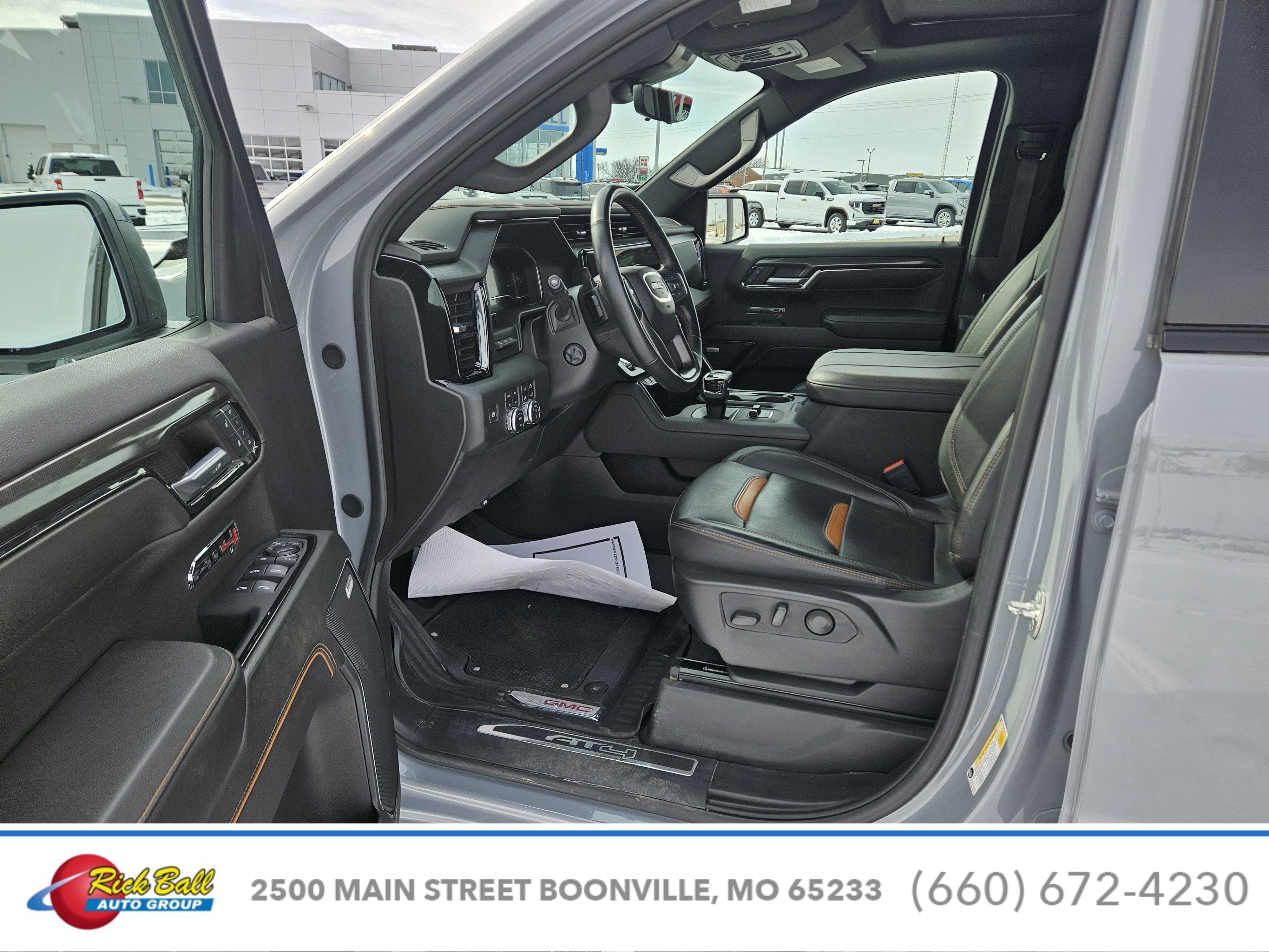 2024 GMC Sierra 1500 AT4