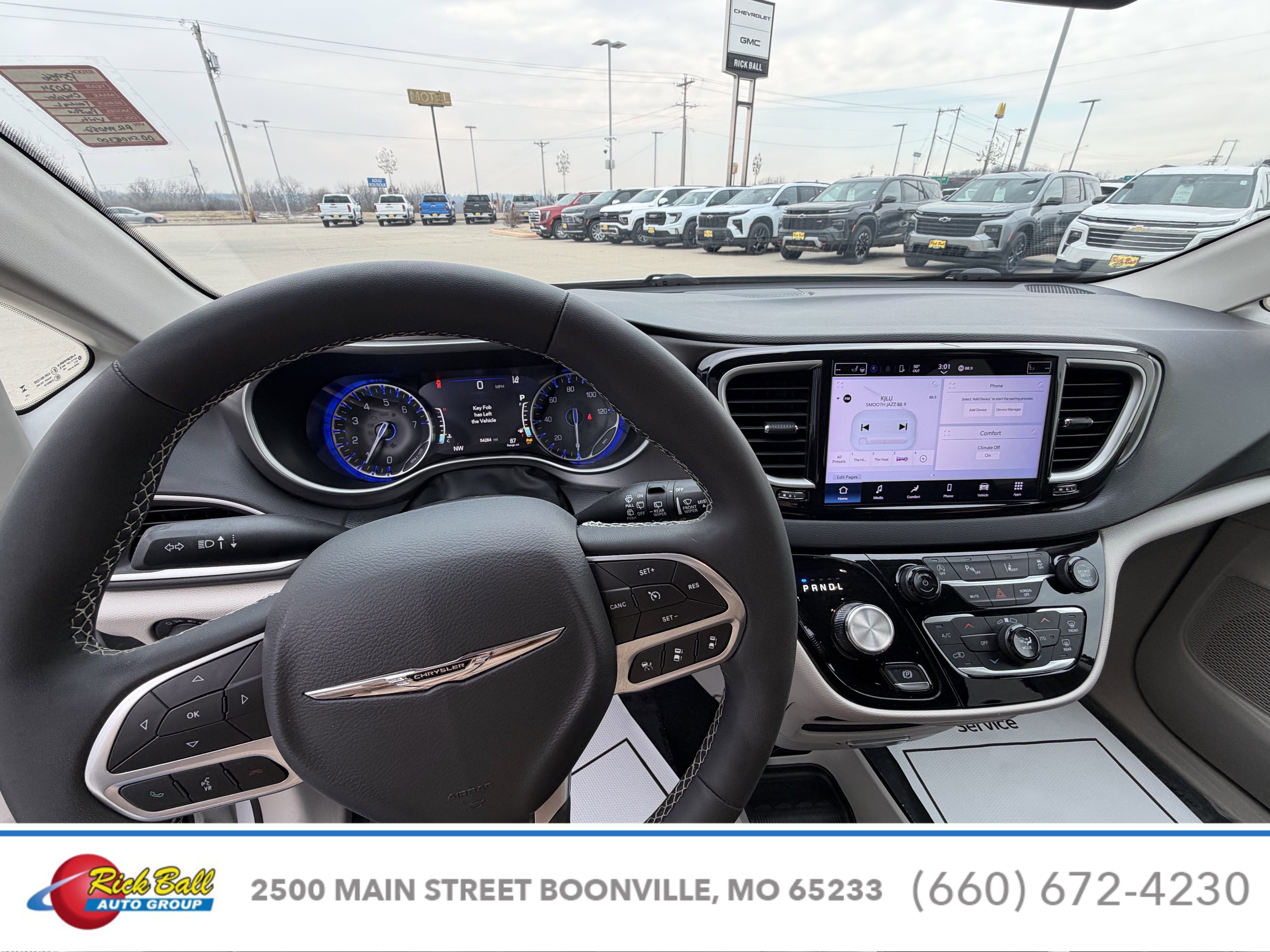 2024 Chrysler Pacifica Touring L