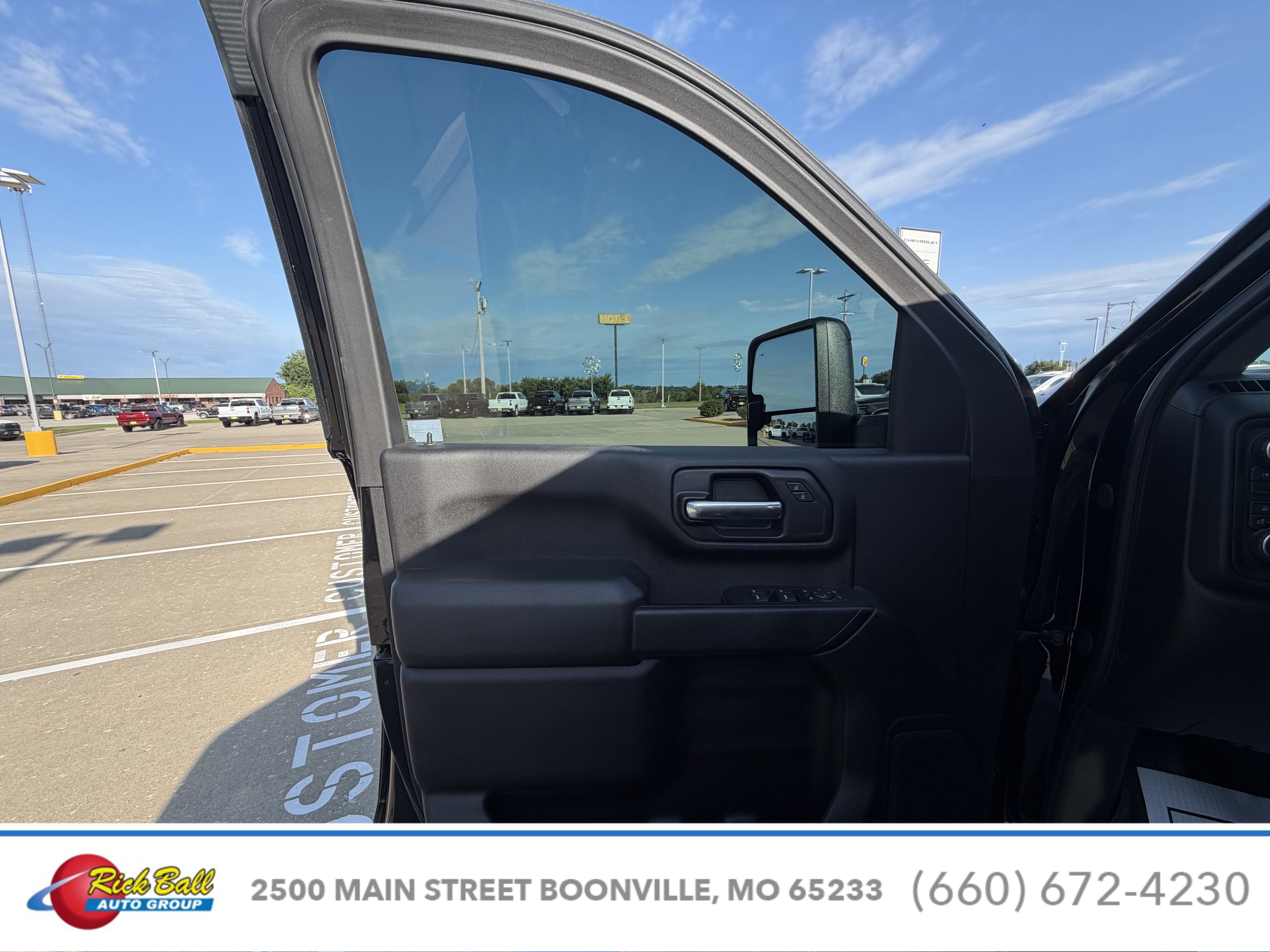 2024 Chevrolet Silverado 2500 HD Custom