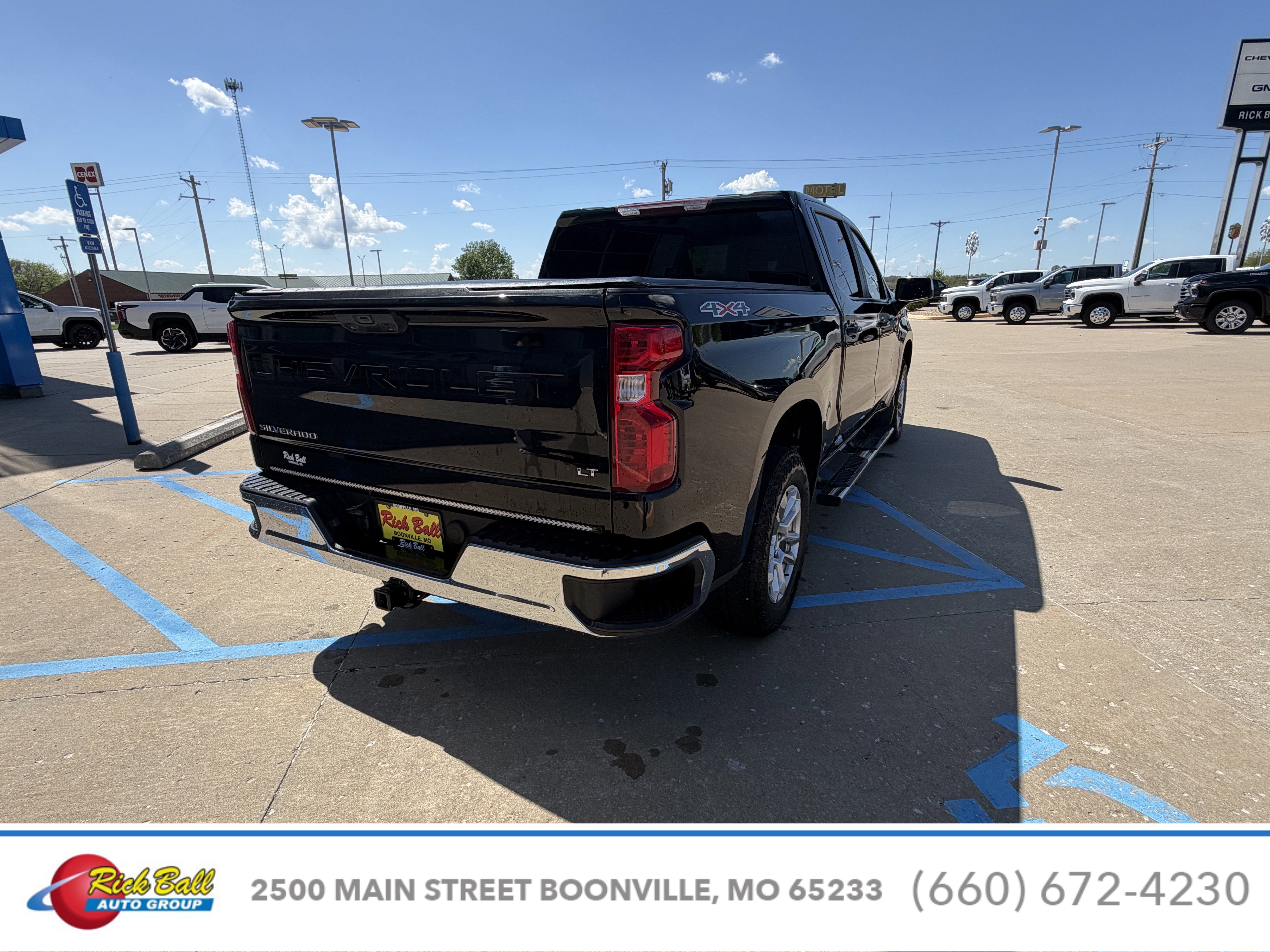 2023 Chevrolet Silverado 1500 LT