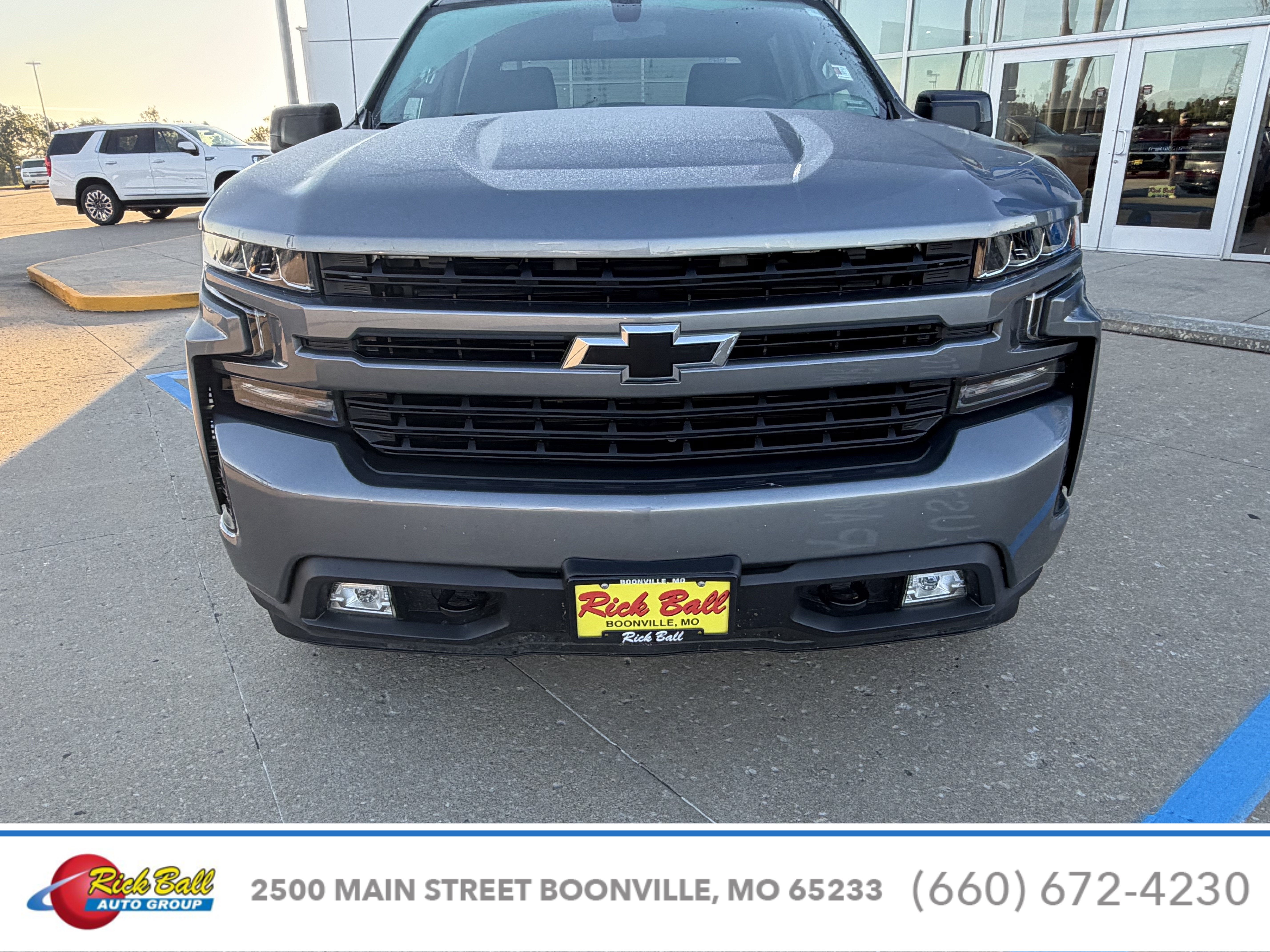 Used 2019 Chevrolet Silverado 1500 RST with VIN 3GCUYEED8KG144395 for sale in Kansas City