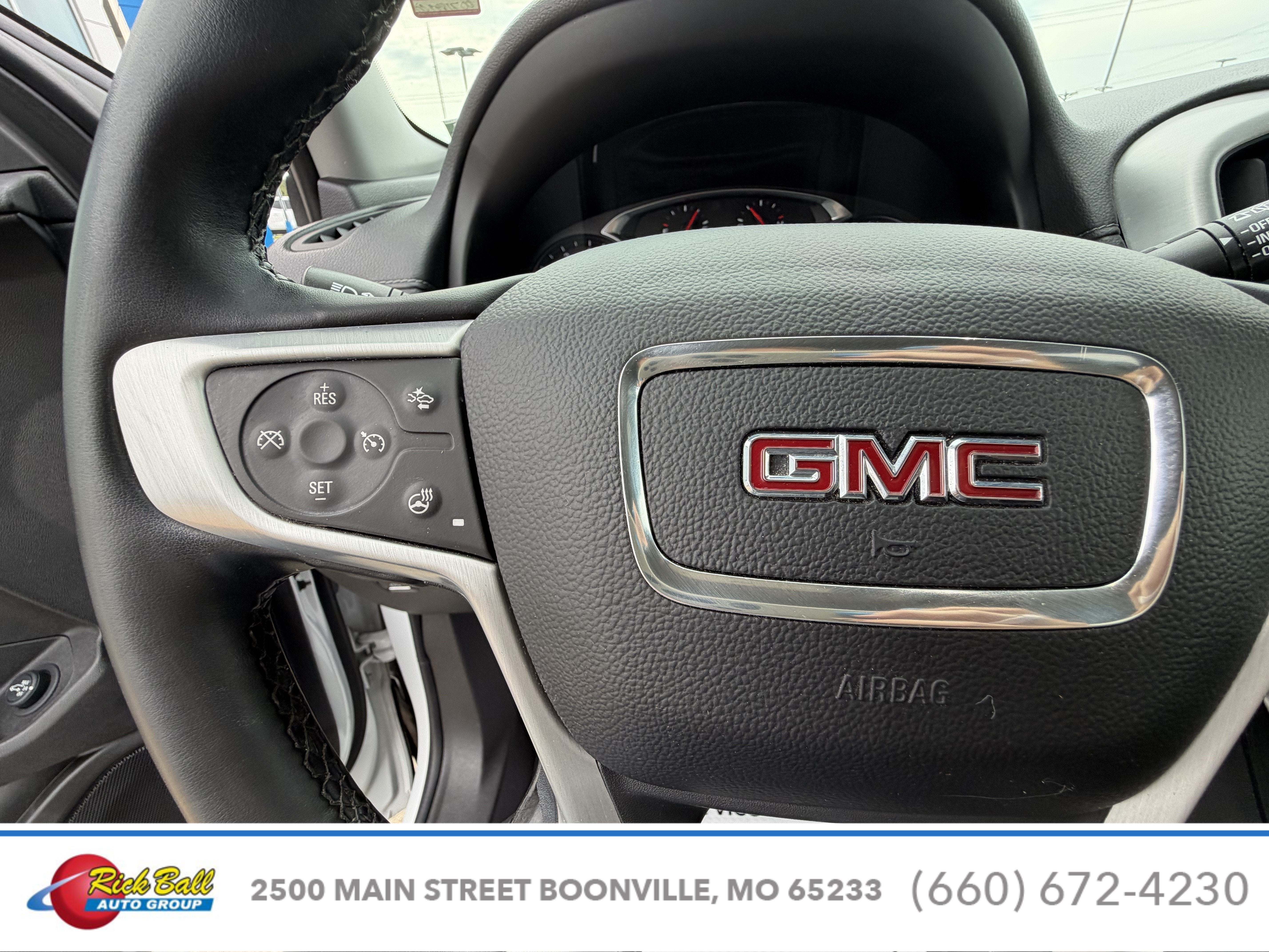 2024 GMC Terrain SLT - Photo 18