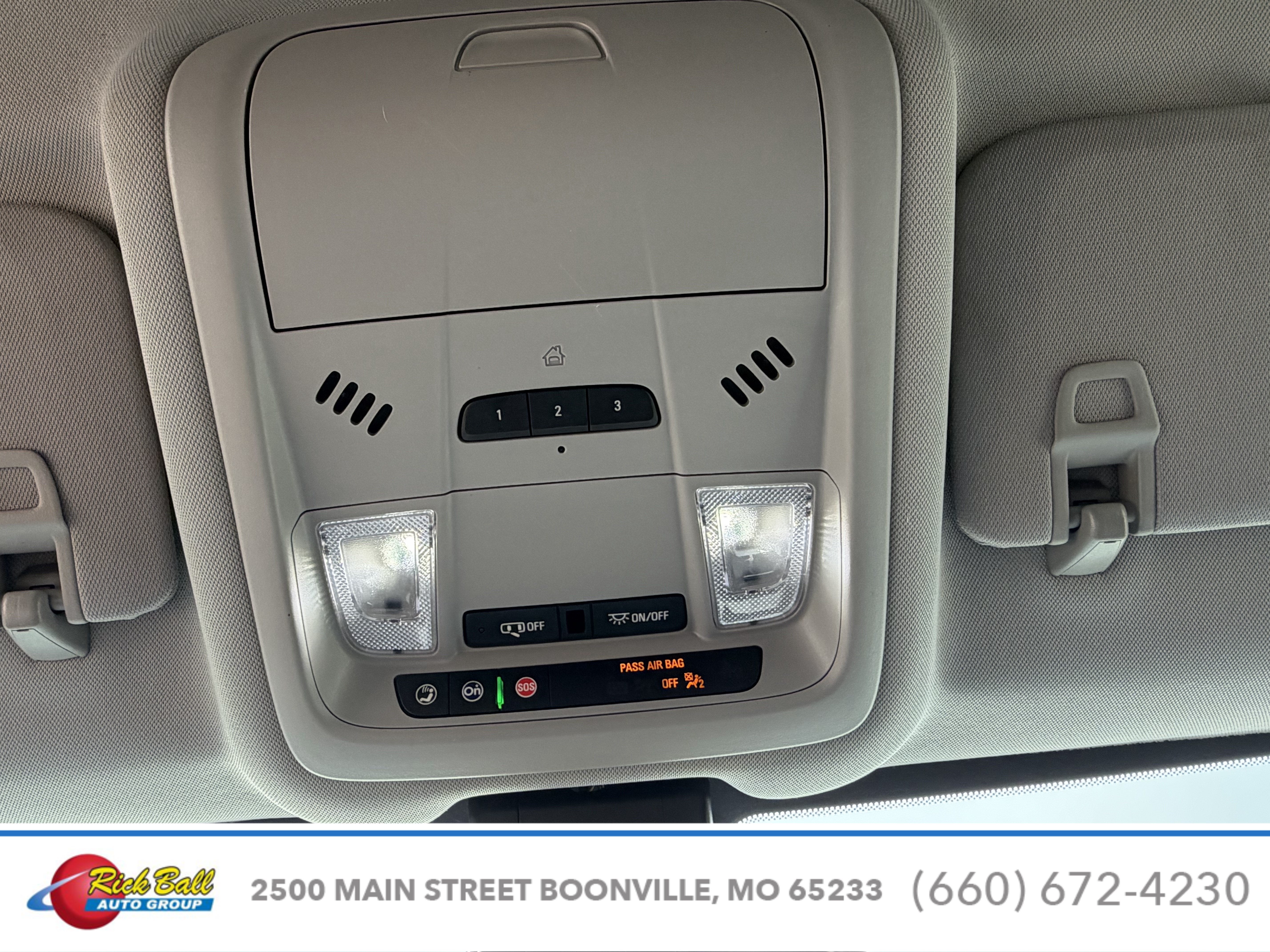 2024 GMC Terrain SLT - Photo 25