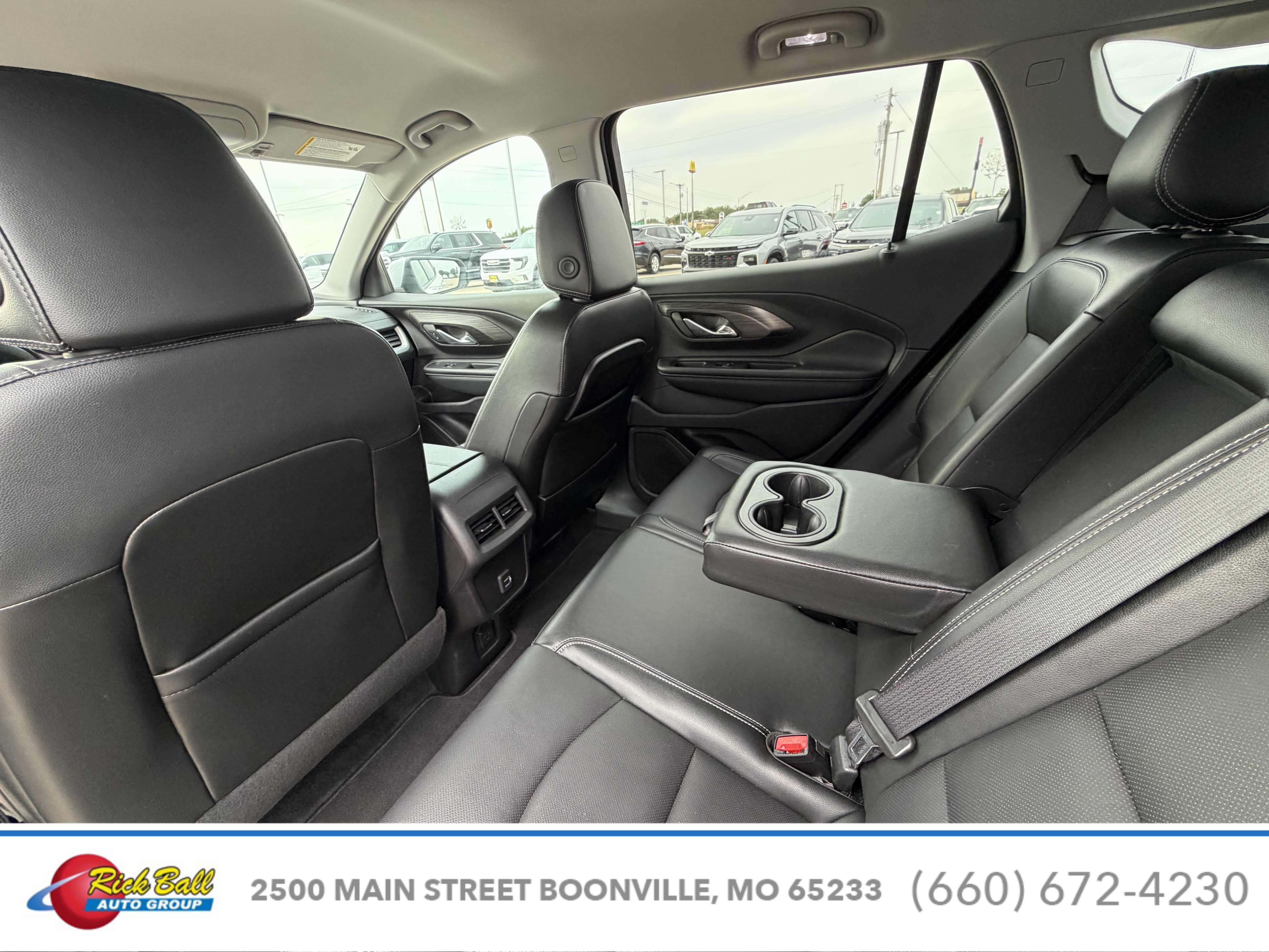 2024 GMC Terrain SLT - Photo 27