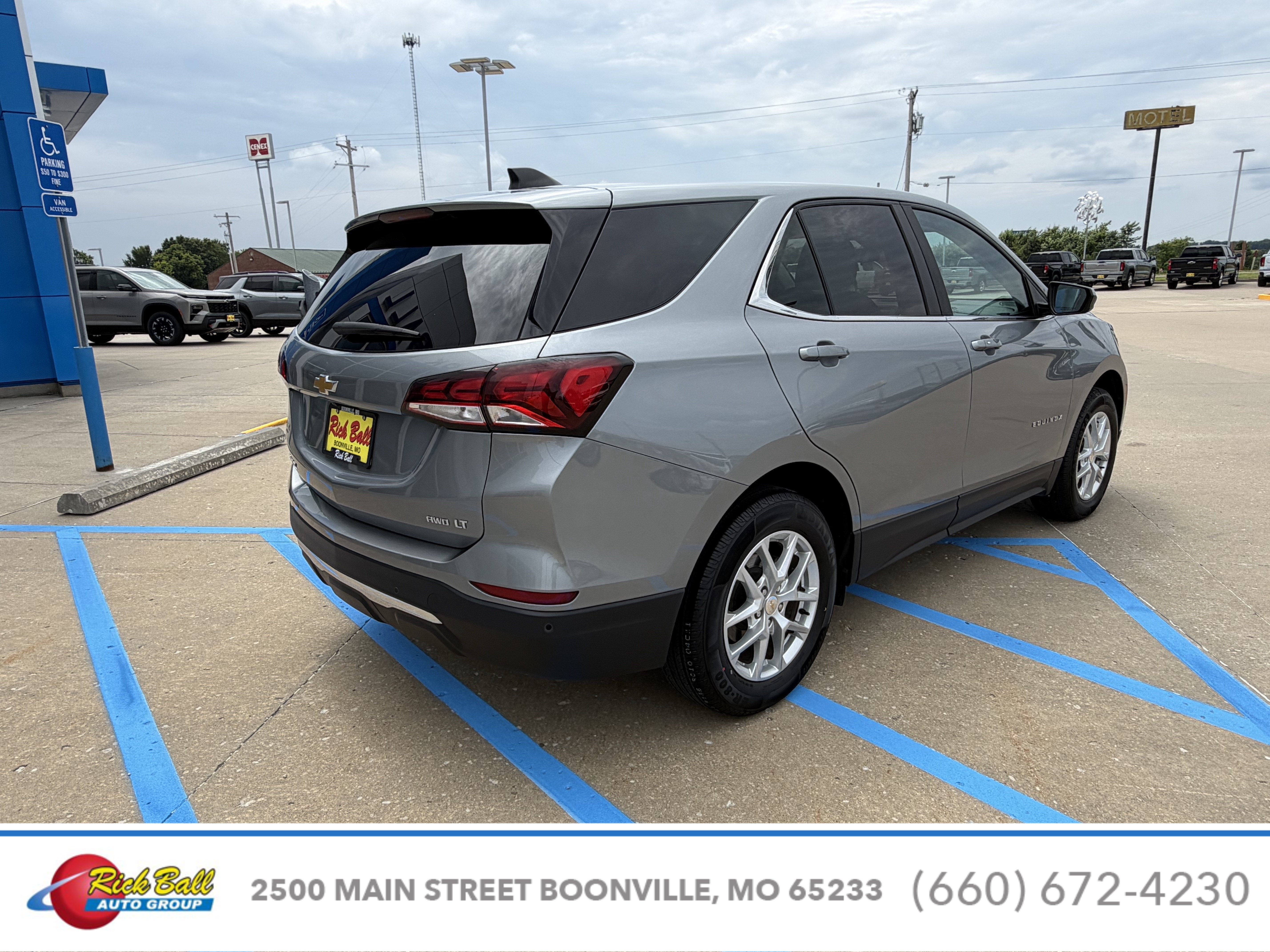 2024 Chevrolet Equinox LT