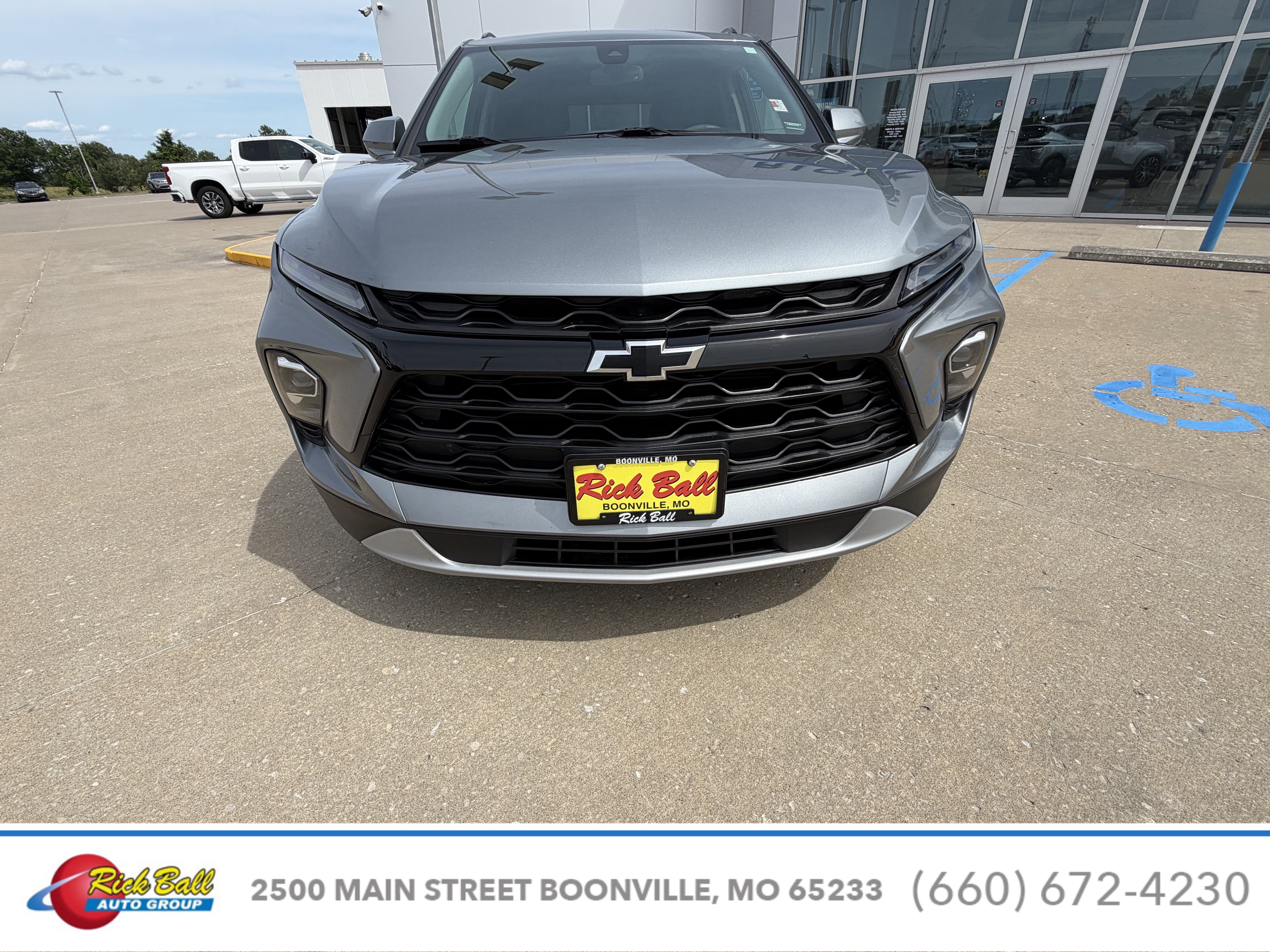 Used 2023 Chevrolet Blazer 2LT with VIN 3GNKBHR44PS214250 for sale in Kansas City