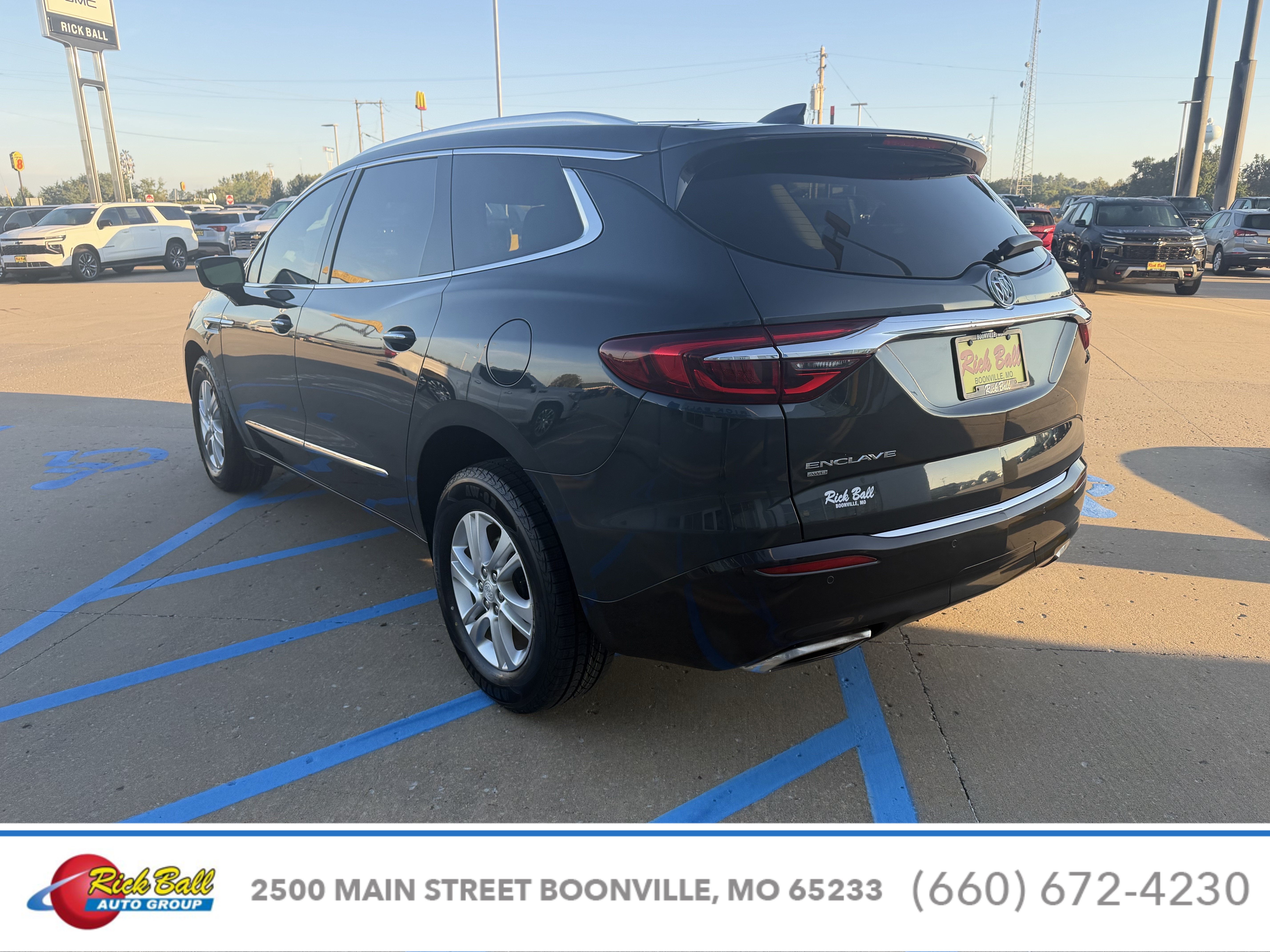 2020 Buick Enclave Essence