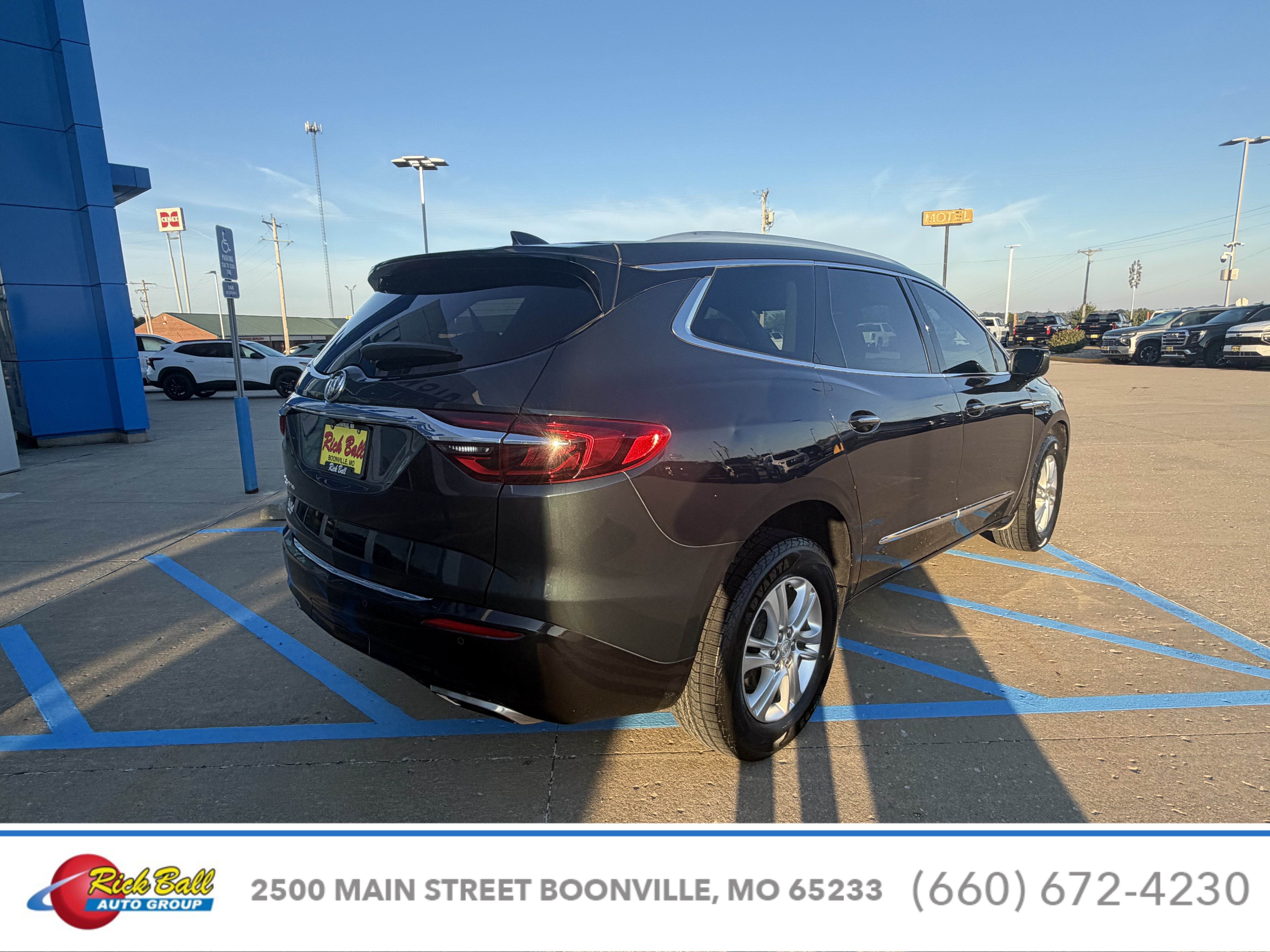 2020 Buick Enclave Essence