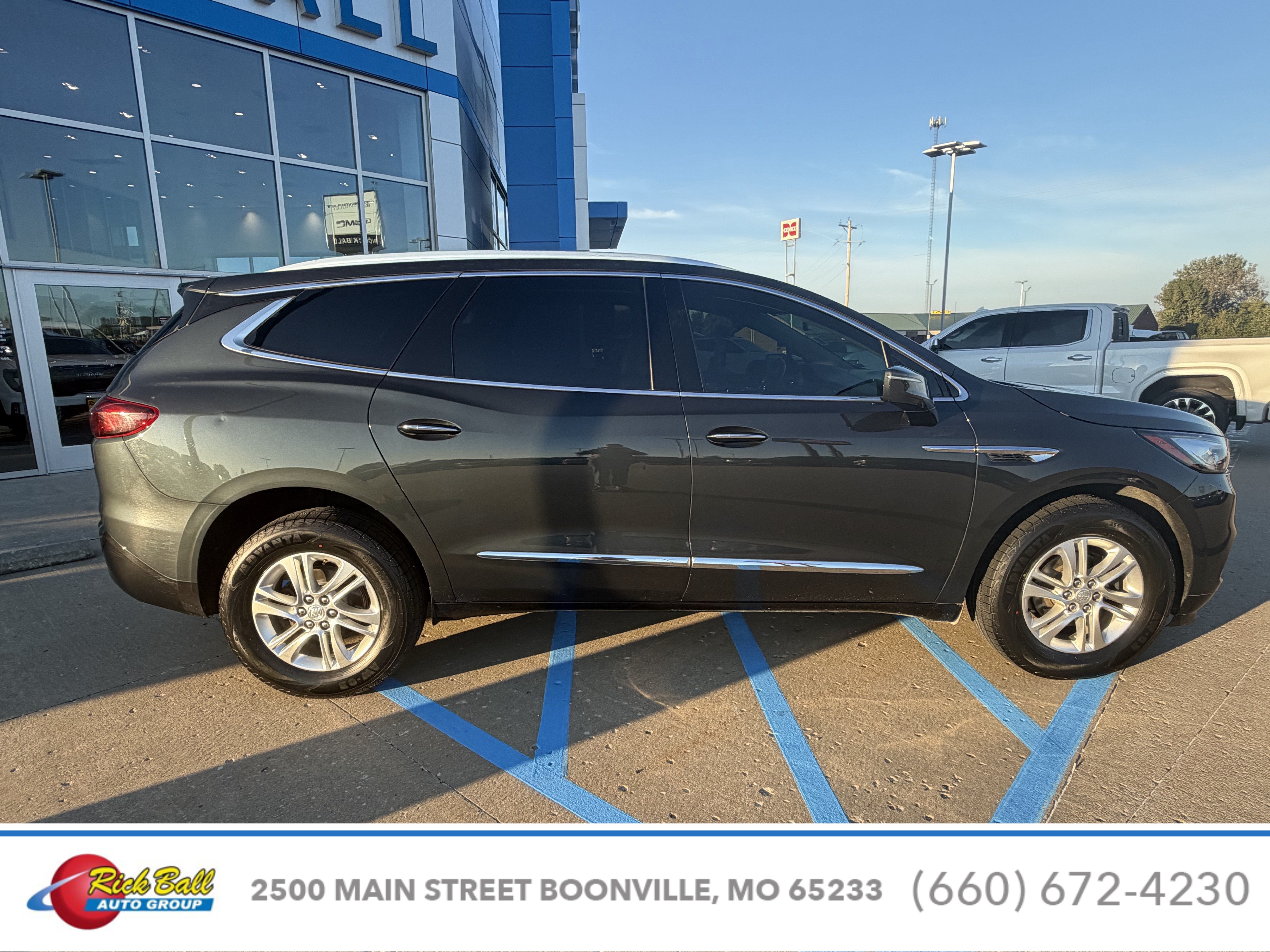 2020 Buick Enclave Essence
