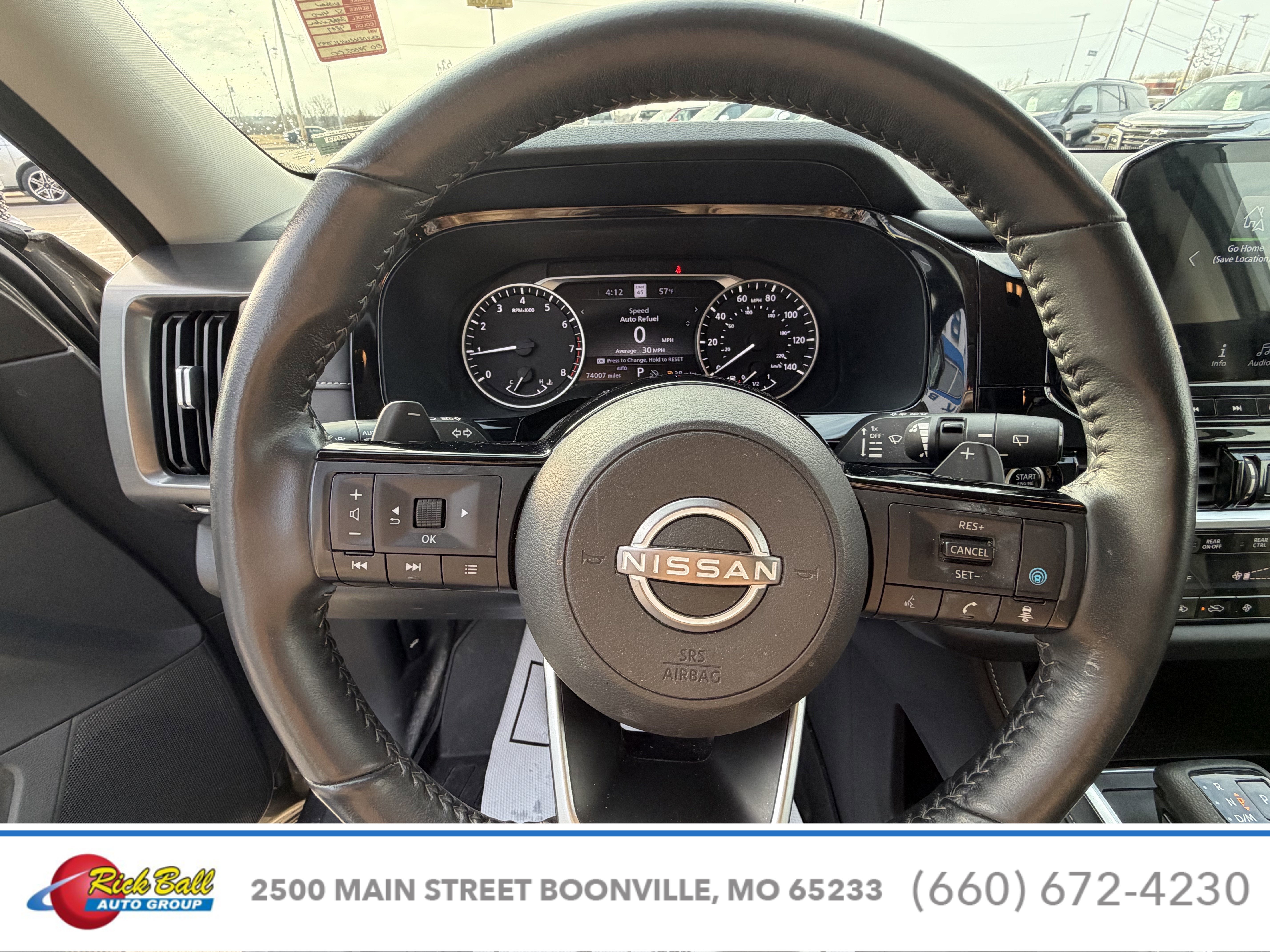 2022 Nissan Pathfinder SL