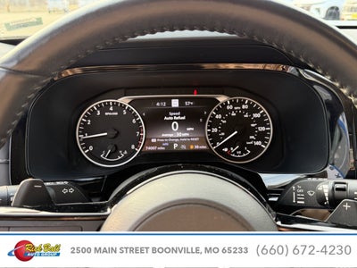 2022 Nissan Pathfinder SL