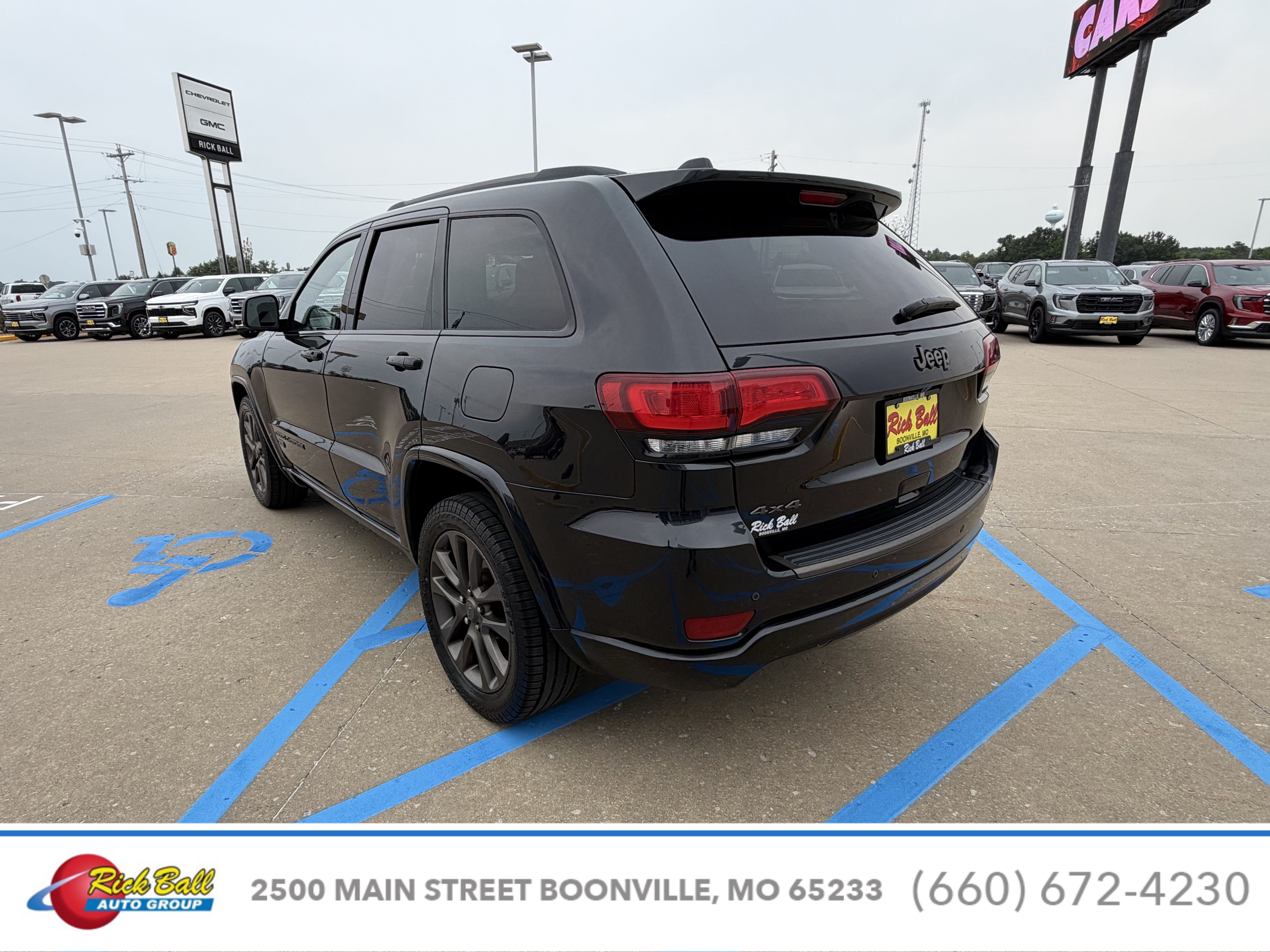 Used 2016 Jeep Grand Cherokee Limited with VIN 1C4RJFBG1GC343183 for sale in Kansas City