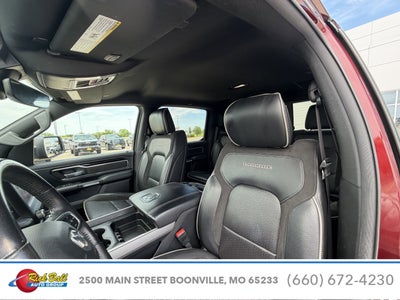 2022 RAM 1500 Laramie Crew Cab 4x2 5'7" Box