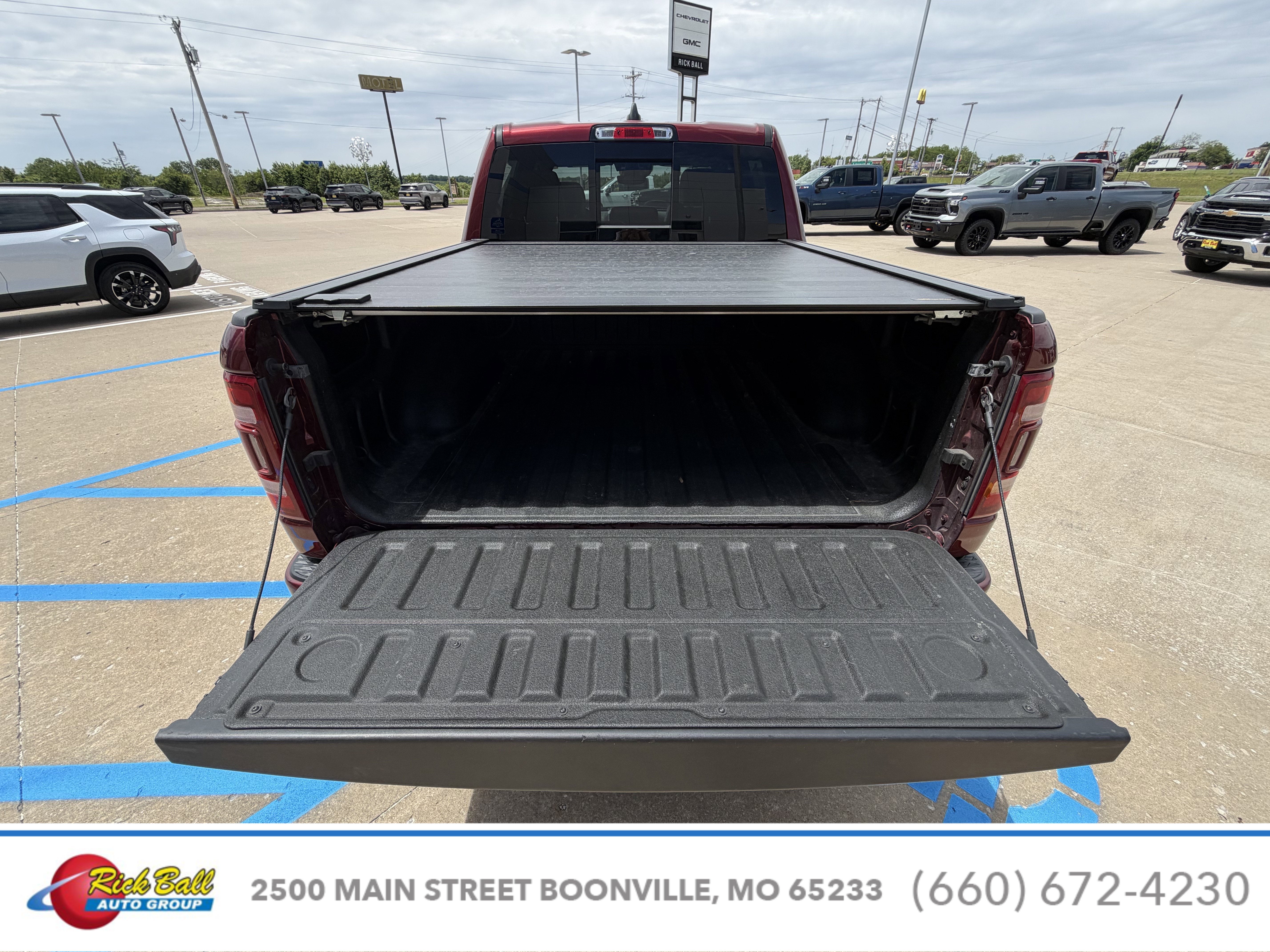2022 RAM 1500 Laramie Crew Cab 4x2 5'7" Box