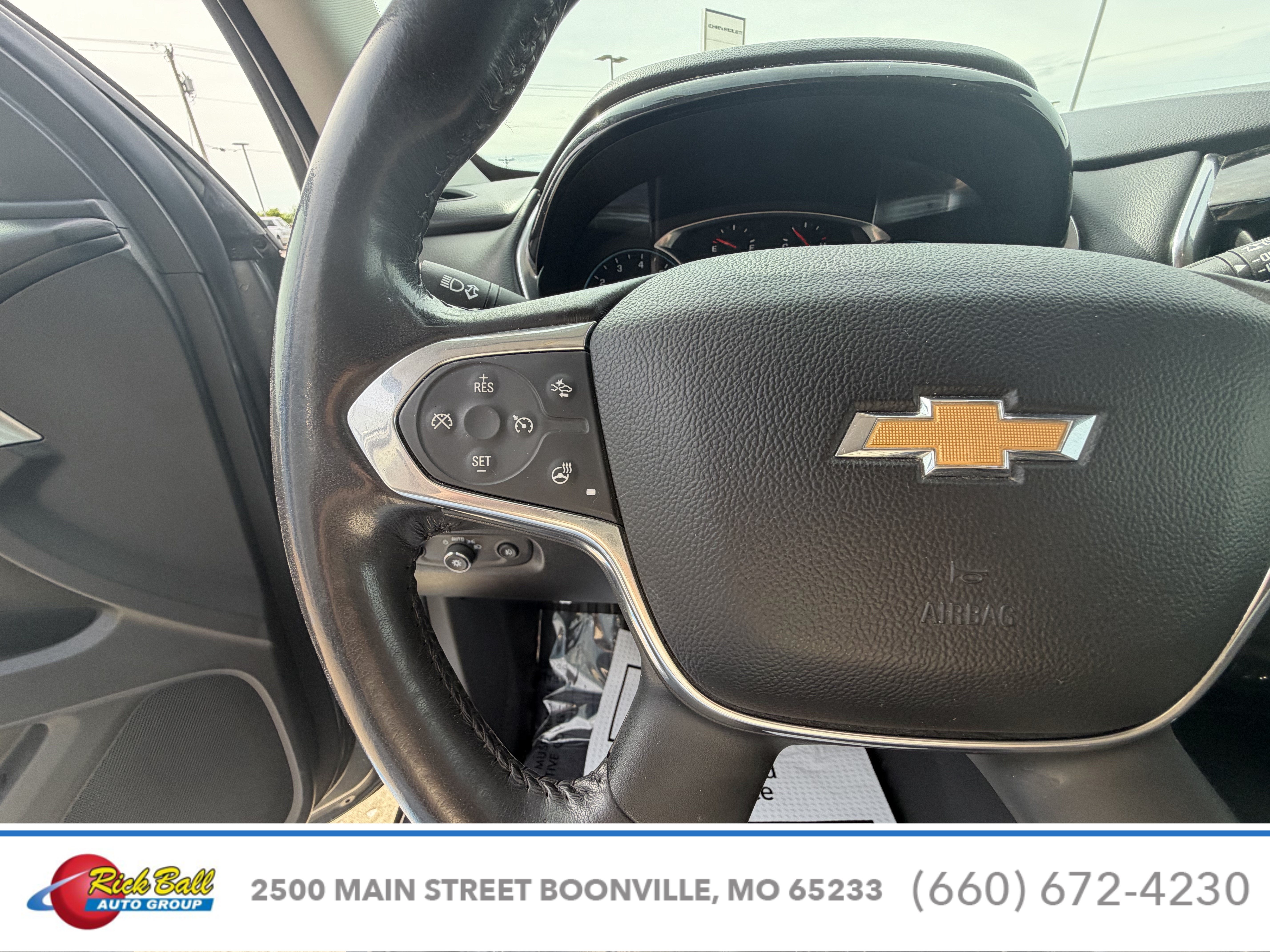 2021 Chevrolet Traverse LT Cloth