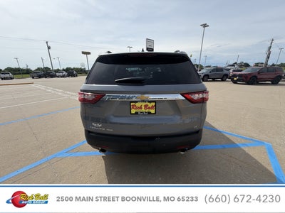 2021 Chevrolet Traverse LT Cloth