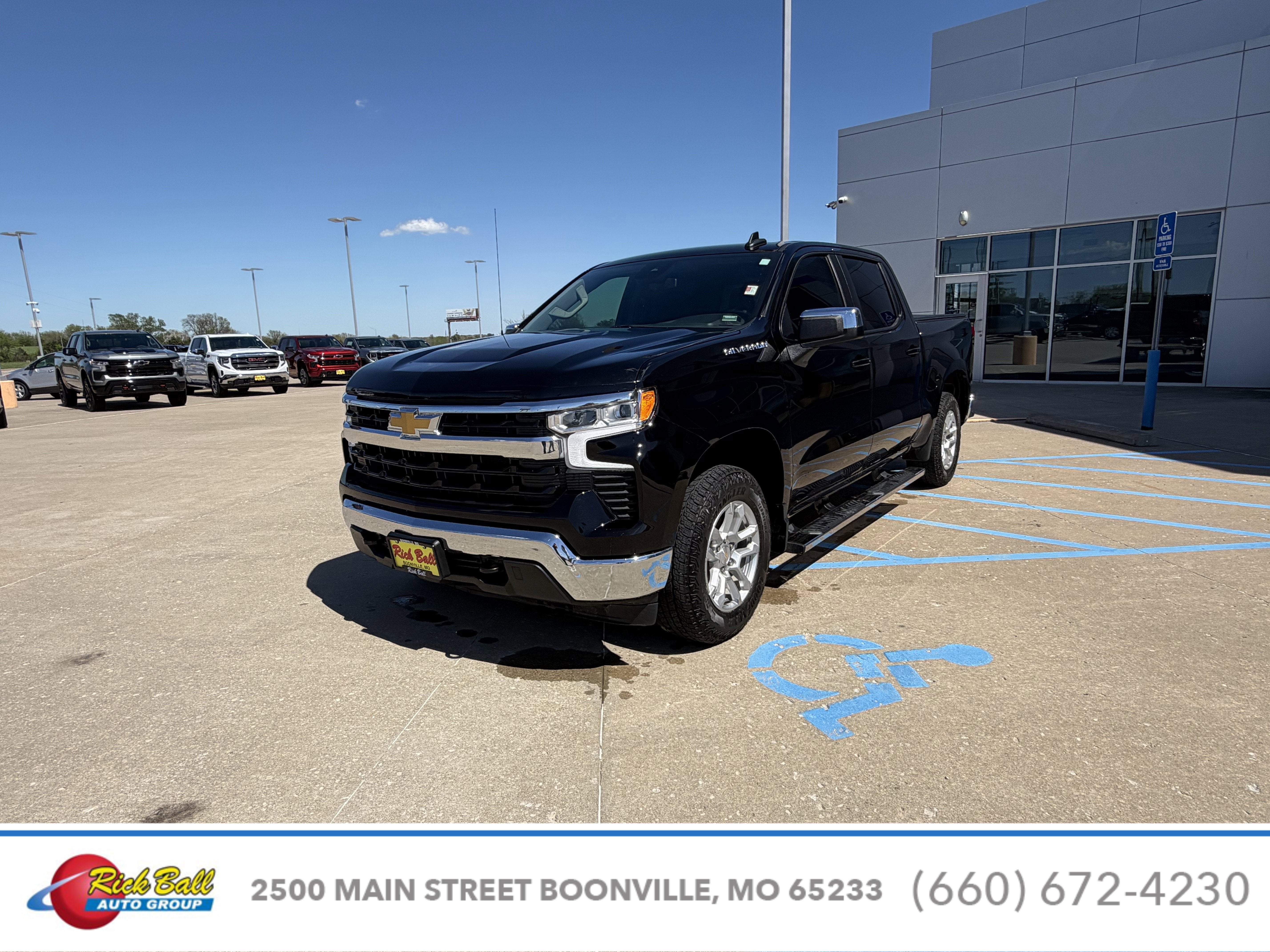 Used 2023 Chevrolet Silverado 1500 LT with VIN 2GCUDDEDXP1145229 for sale in Kansas City