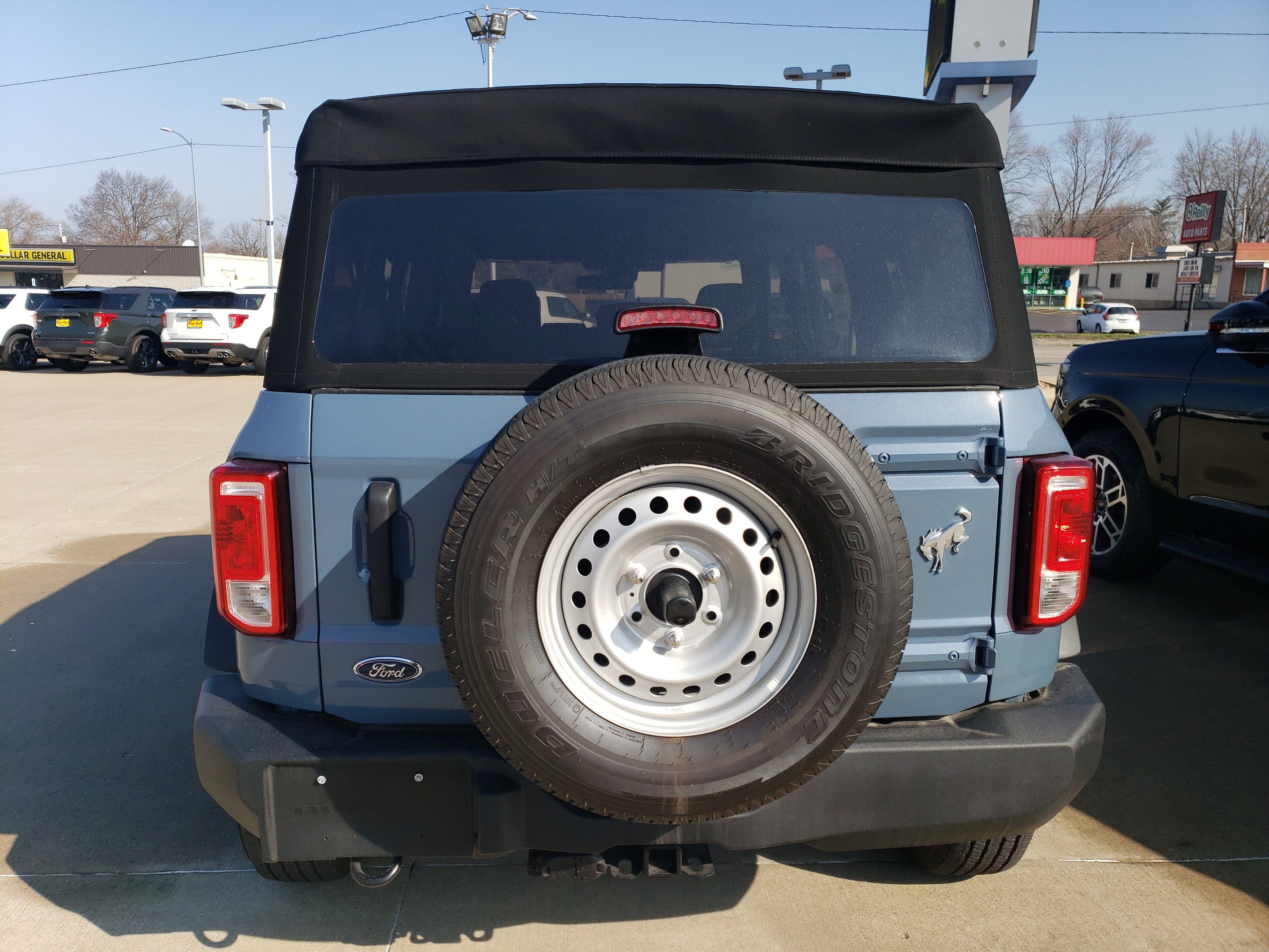 2025 Ford Bronco Base