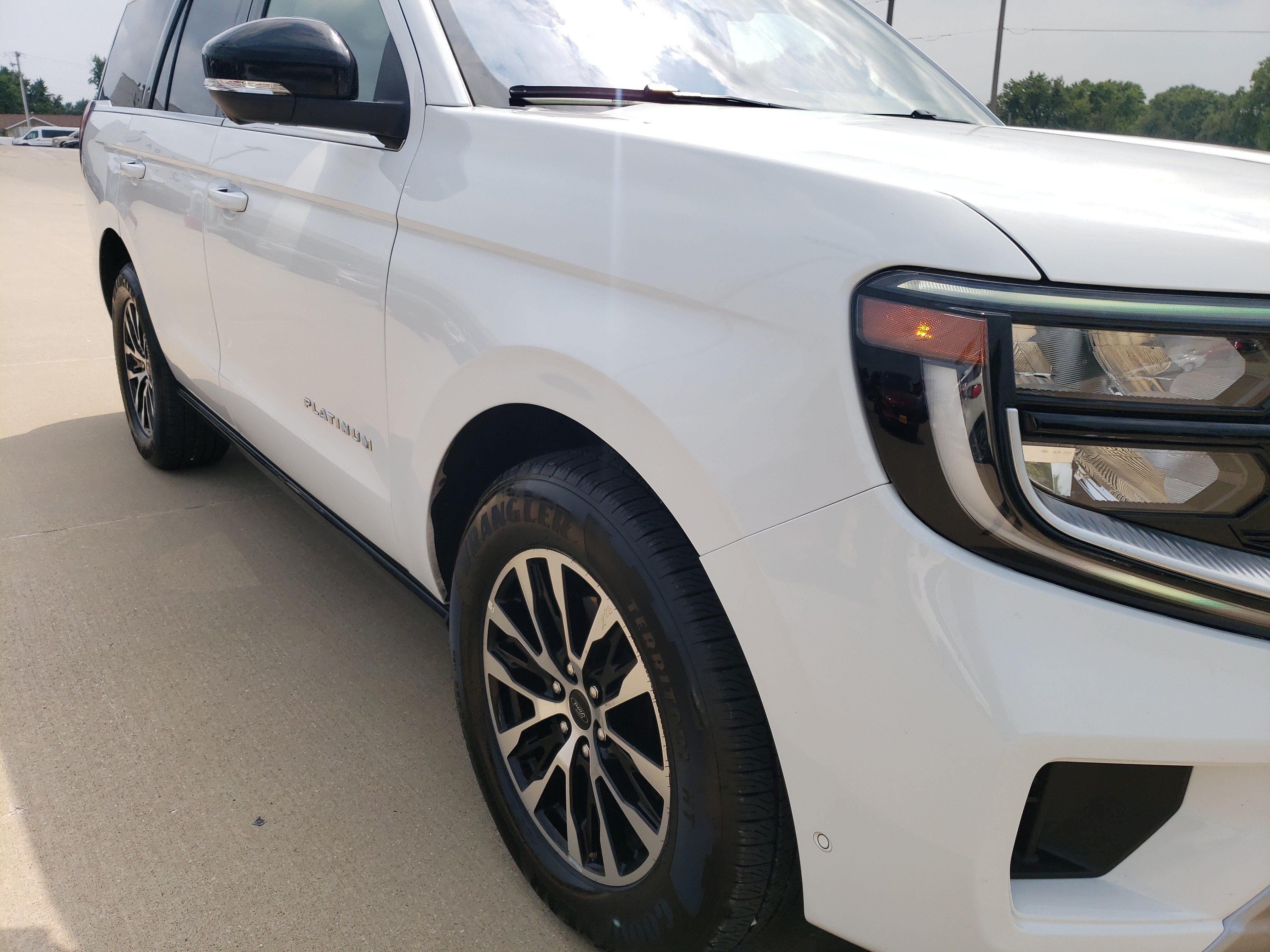 2025 Ford Expedition Platinum
