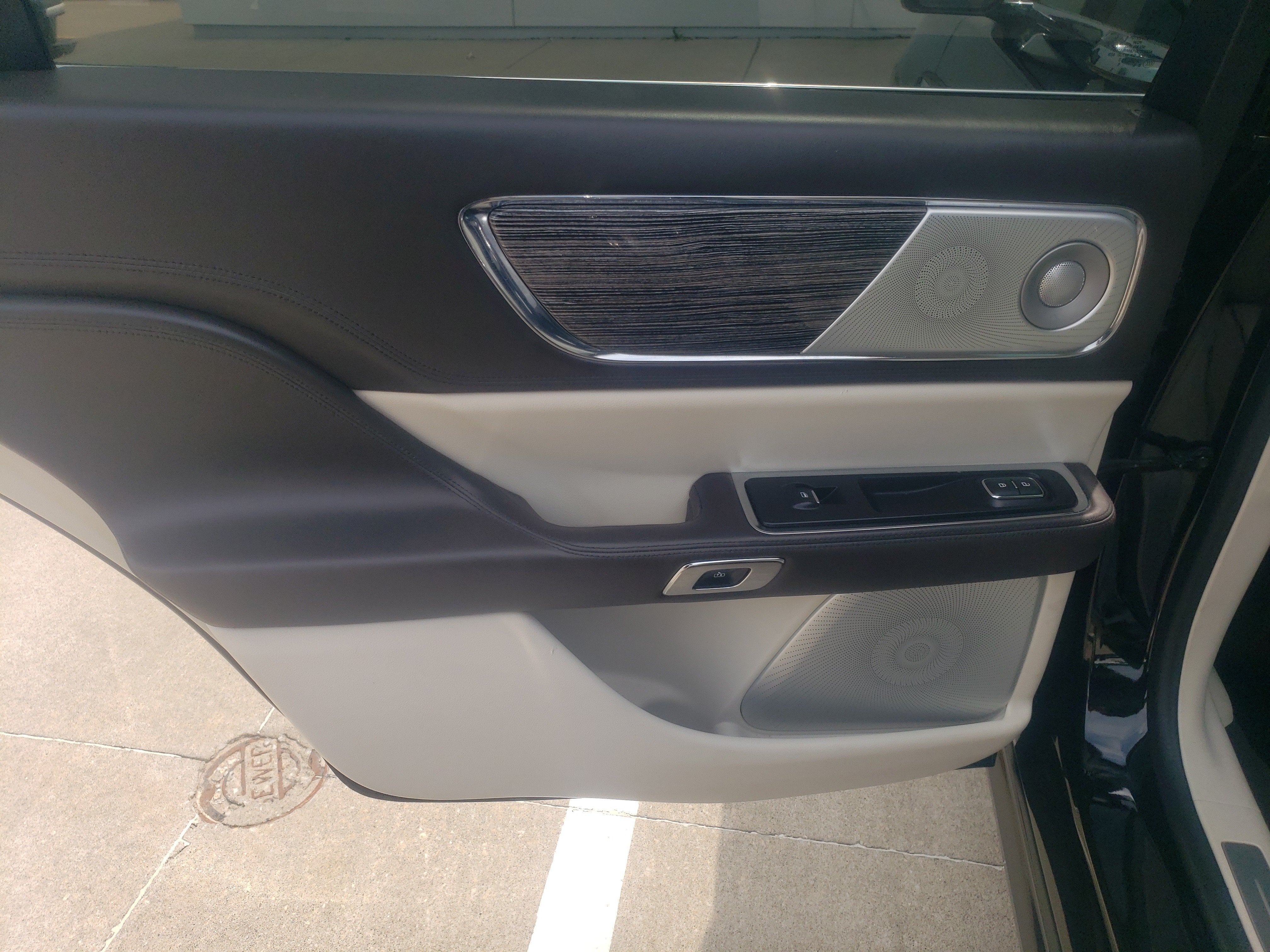 2019 Lincoln Continental Black Label