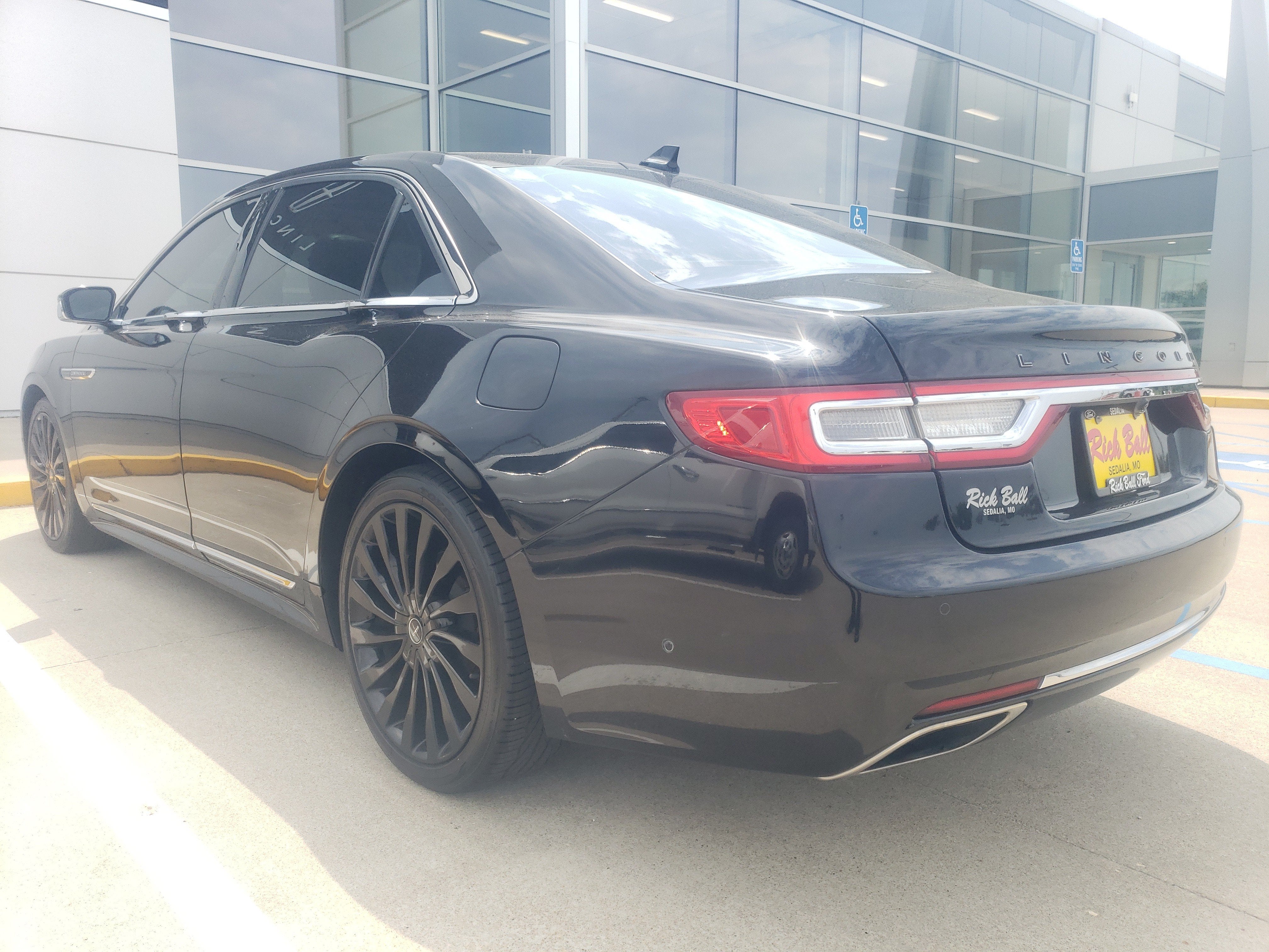 2019 Lincoln Continental Black Label