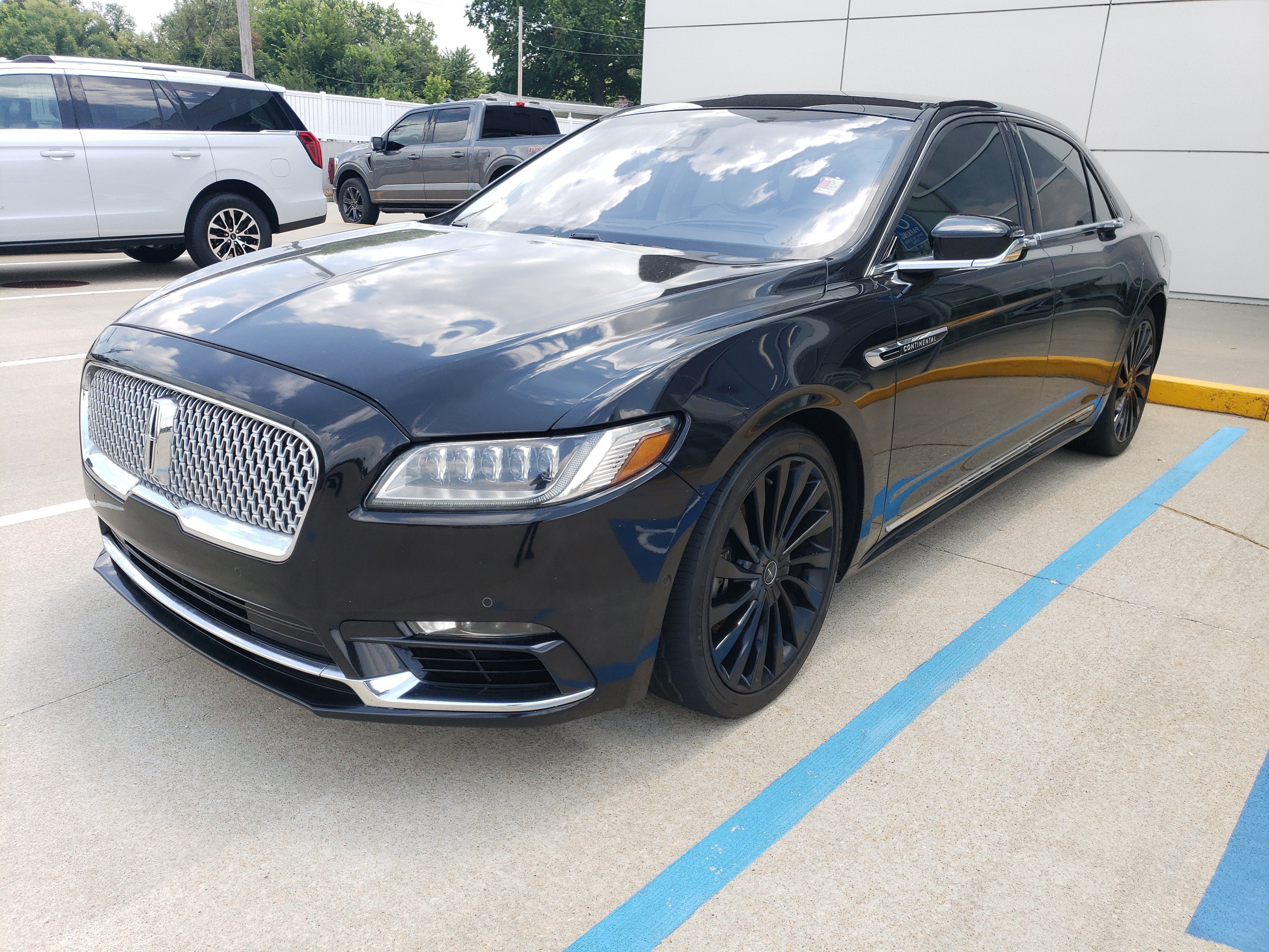 2019 Lincoln Continental Black Label