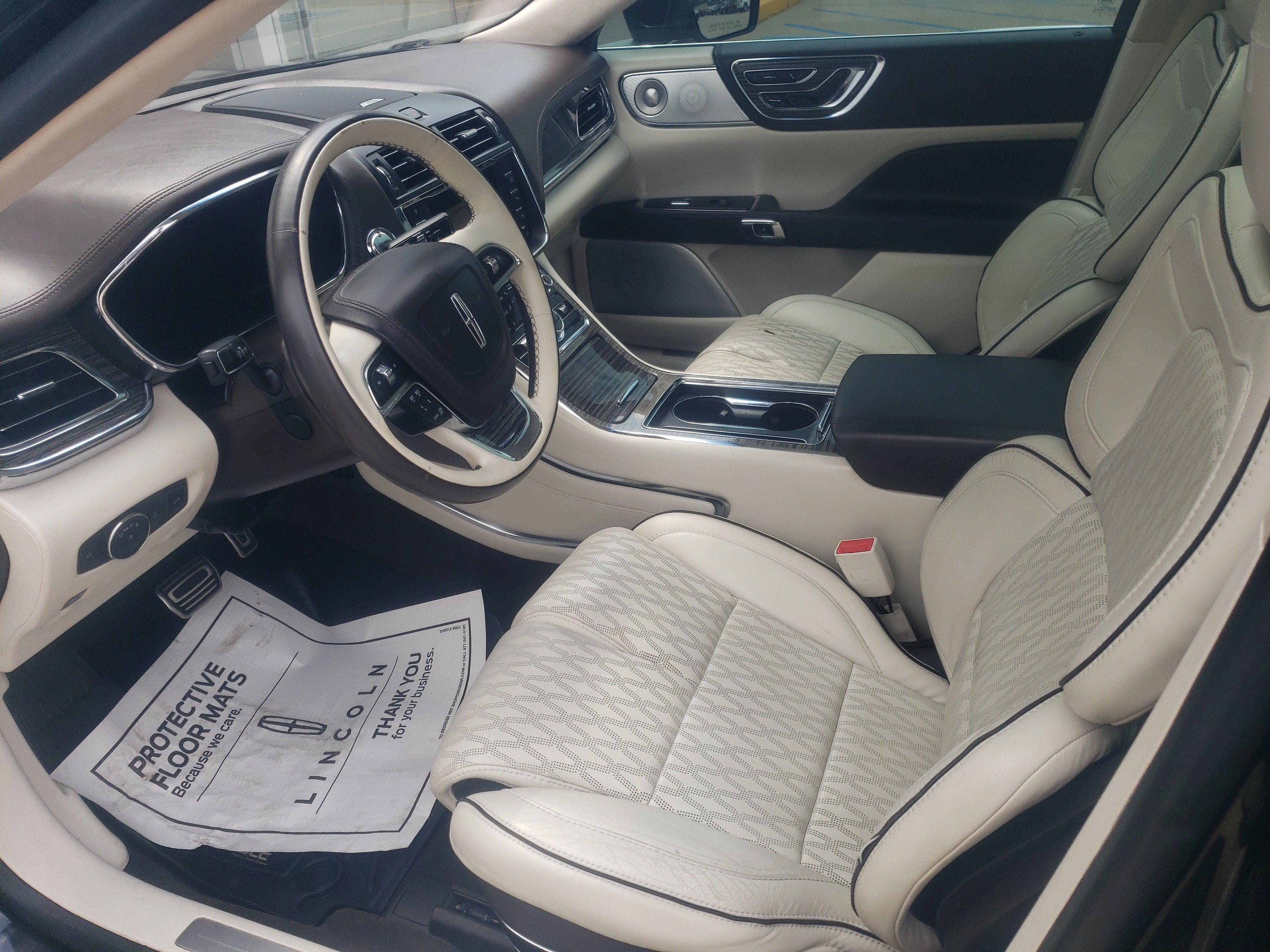 2019 Lincoln Continental Black Label