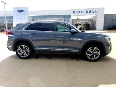 2024 Volkswagen Atlas Cross Sport 2.0T SEL R-Line