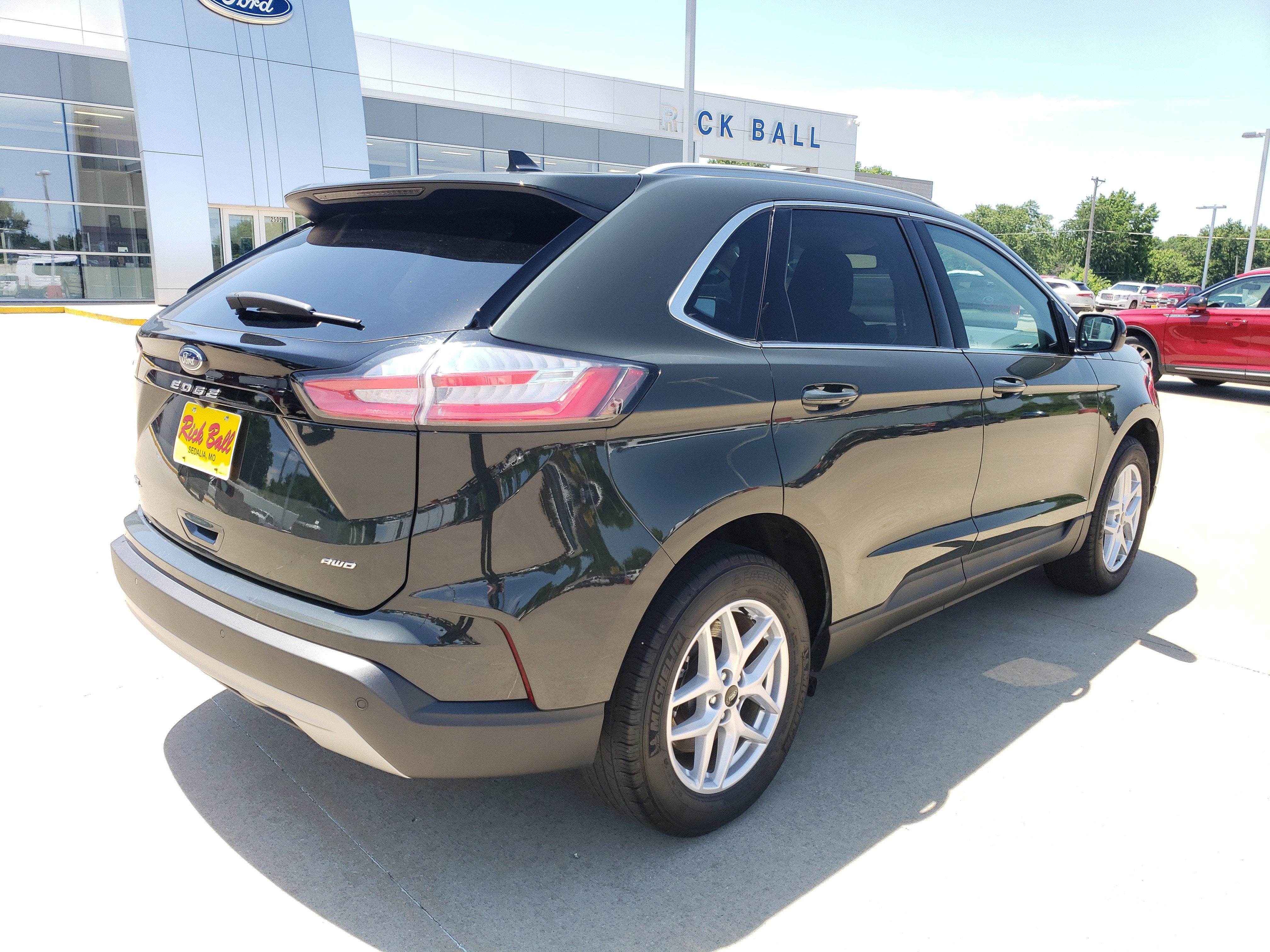 2023 Ford Edge Base