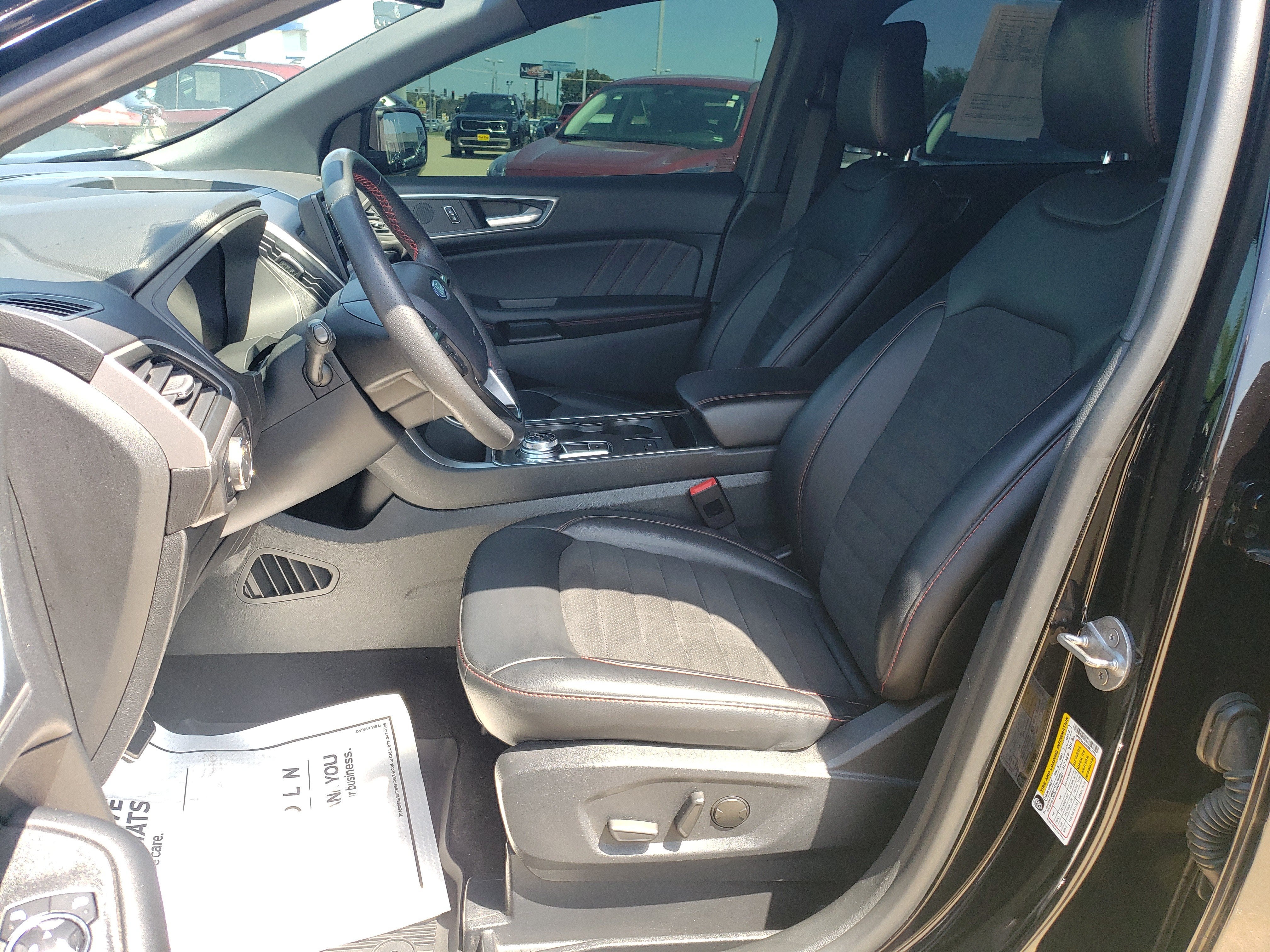 2024 Ford Edge Base