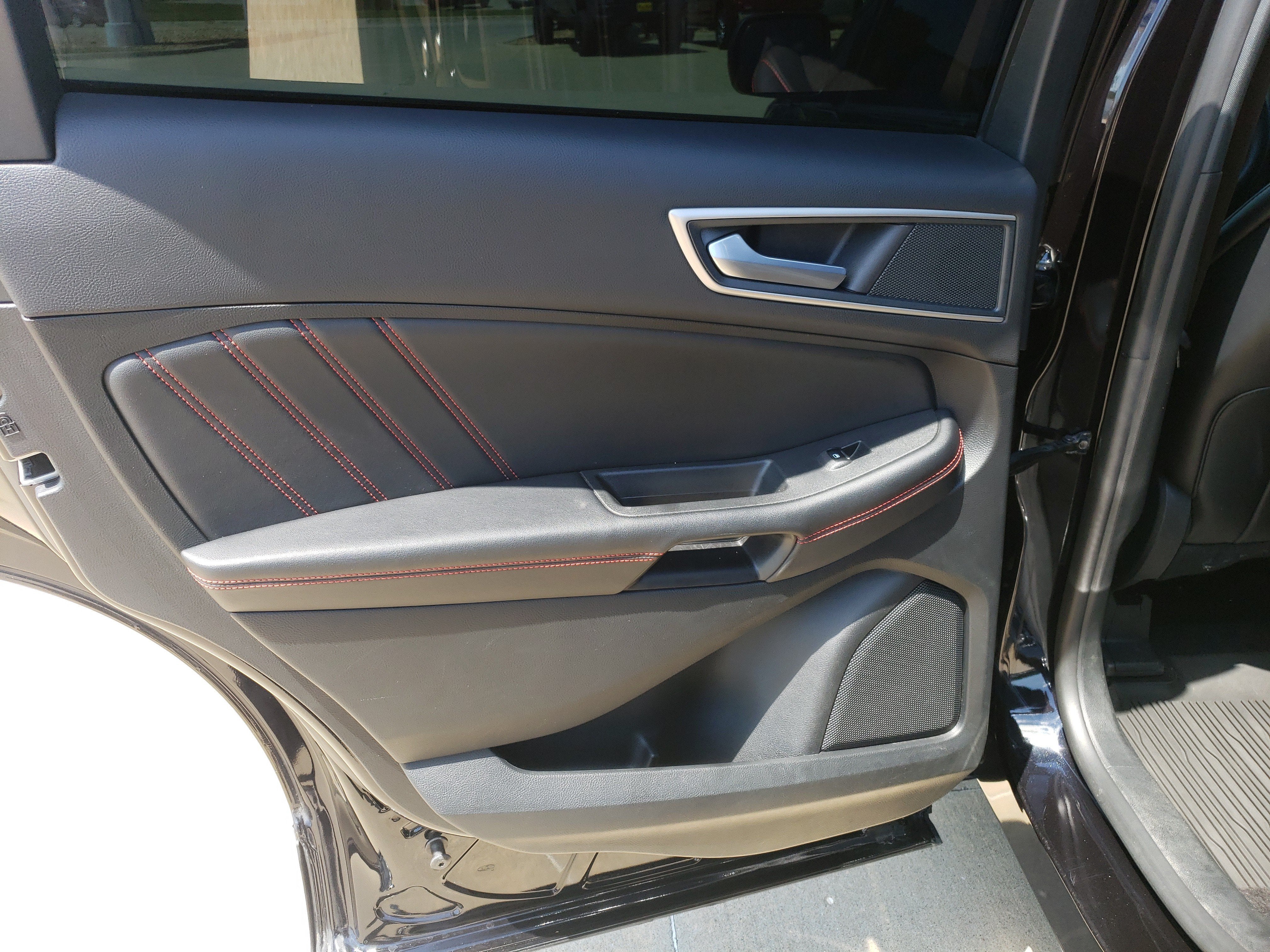 2024 Ford Edge Base