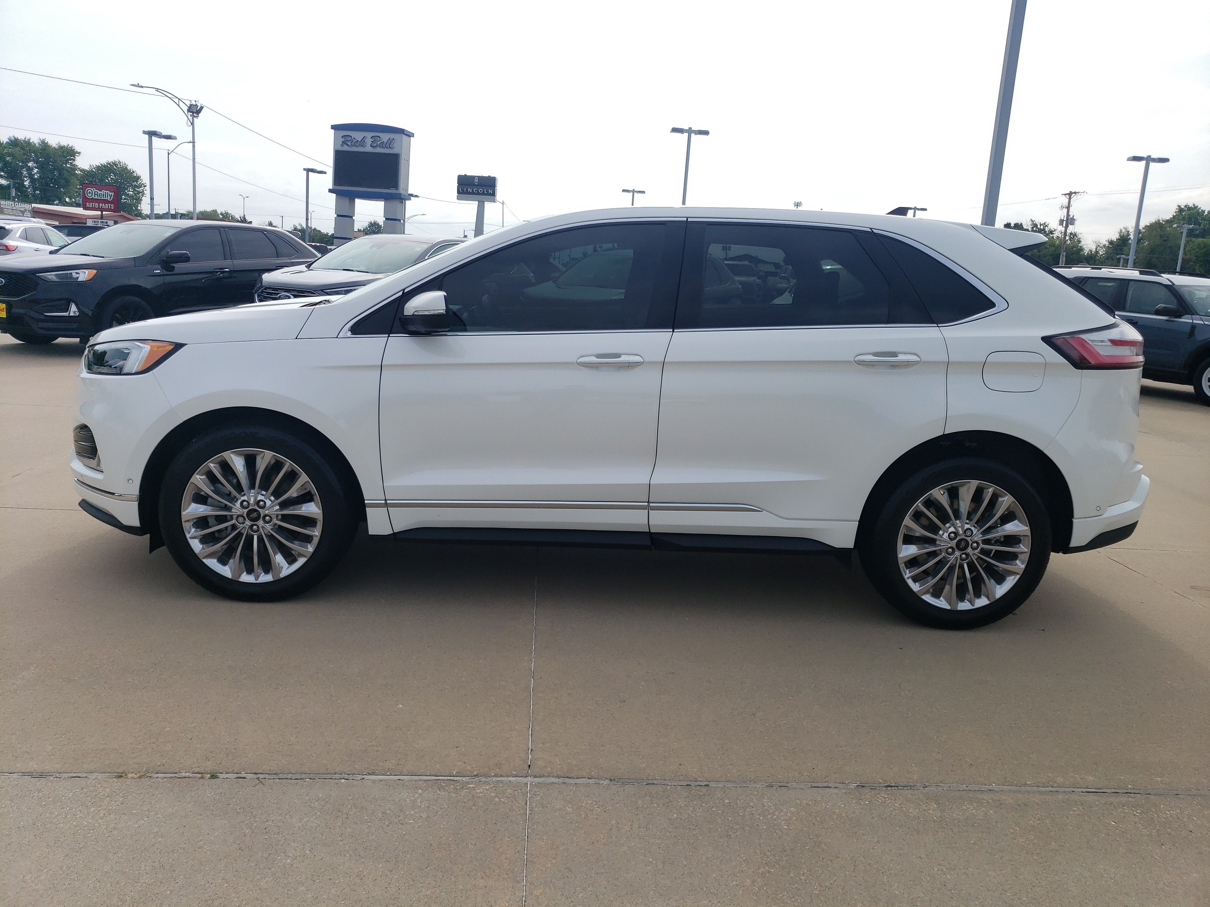 2024 Ford Edge Titanium