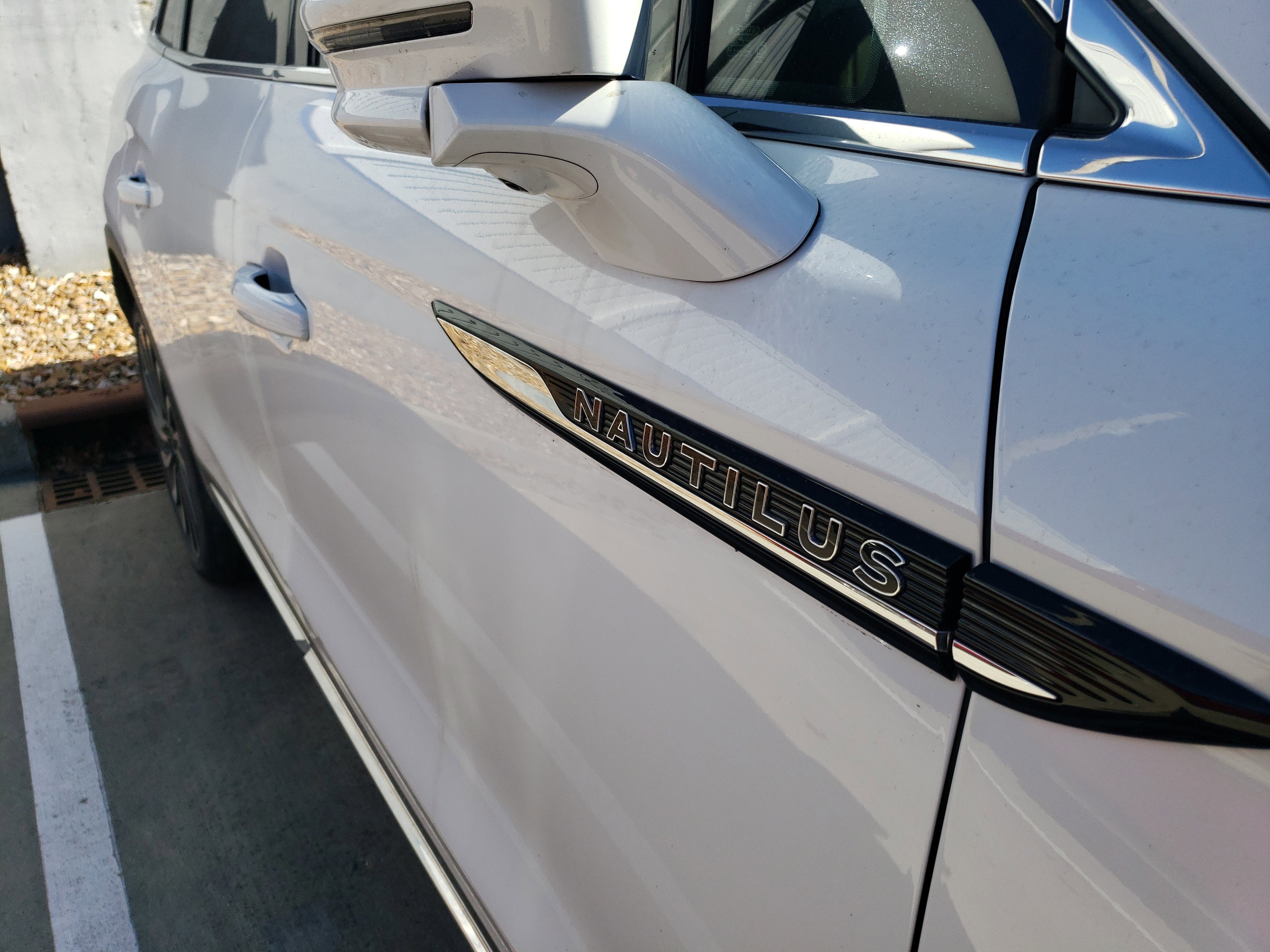 2023 Lincoln Nautilus Black Label