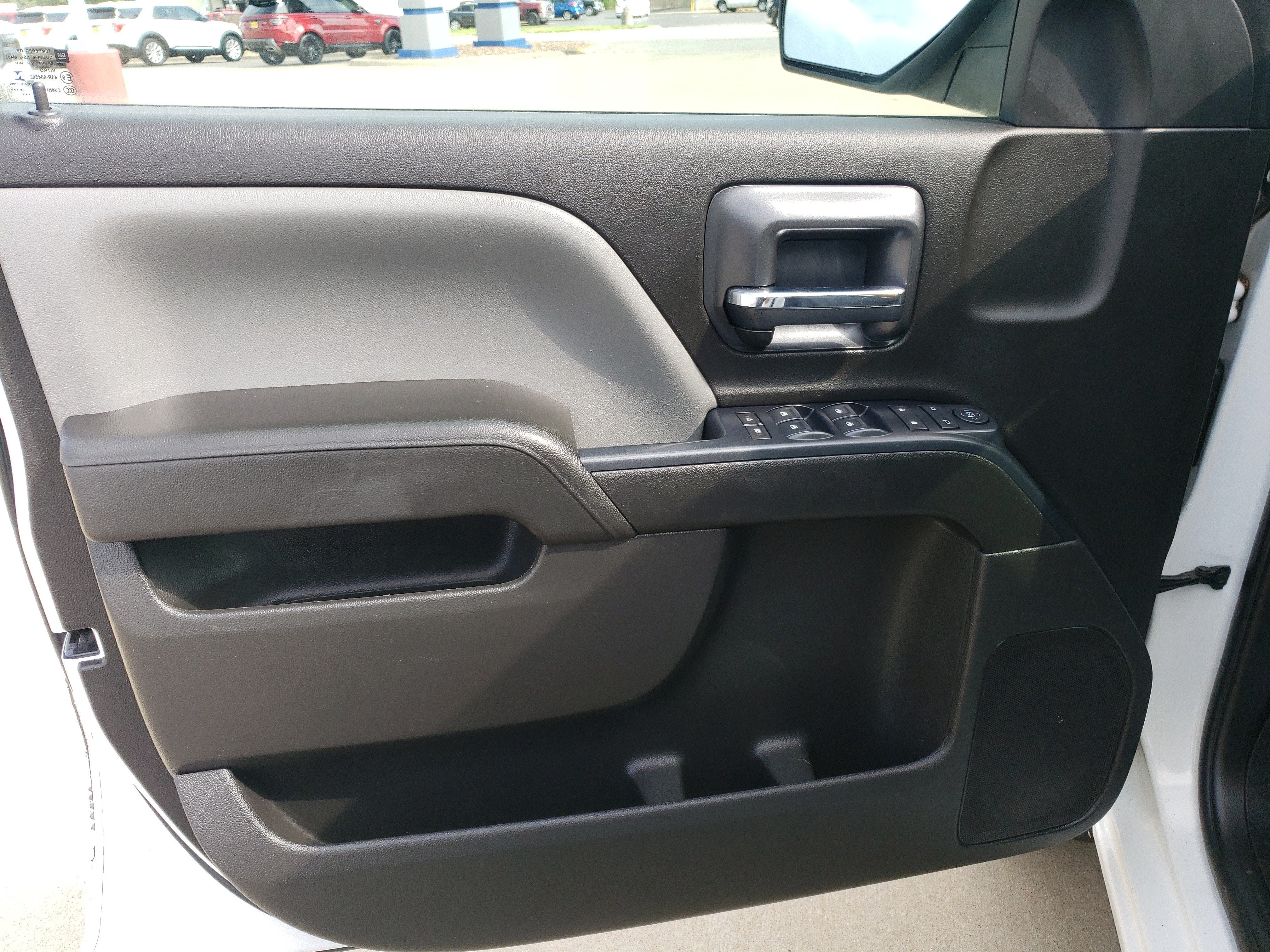 2018 Chevrolet Silverado 1500 Custom