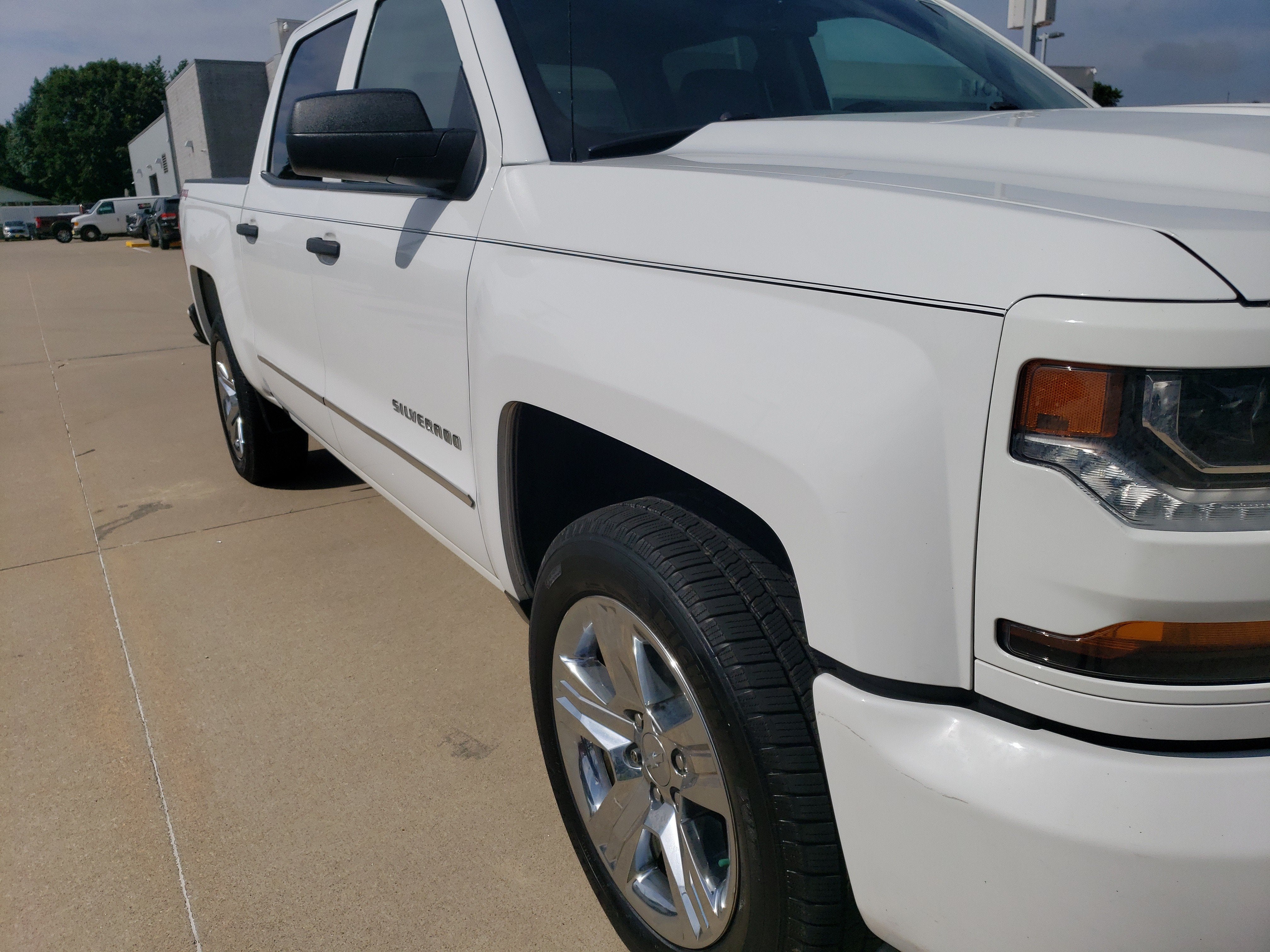 2018 Chevrolet Silverado 1500 Custom