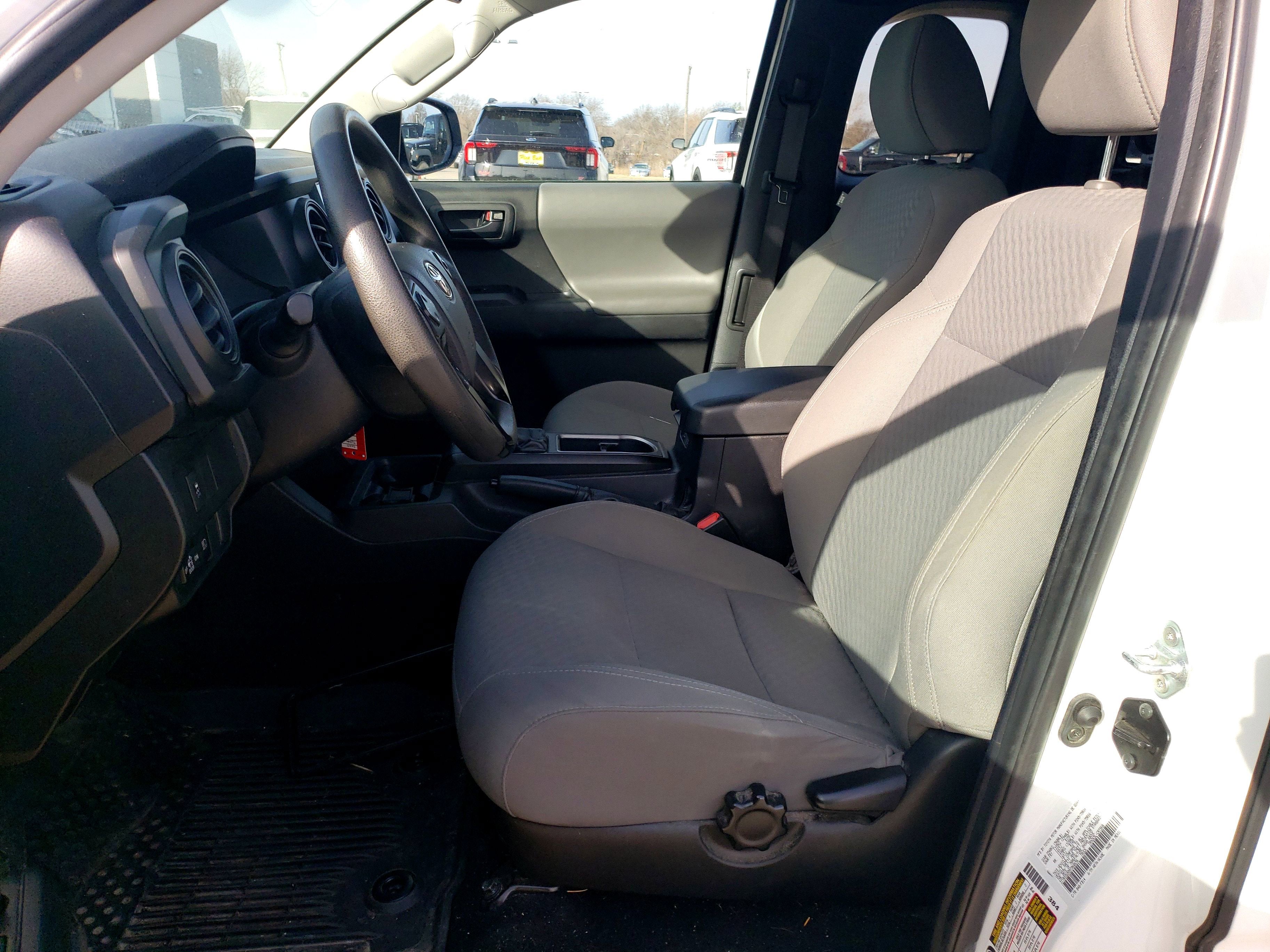 2022 Toyota Tacoma 2WD SR