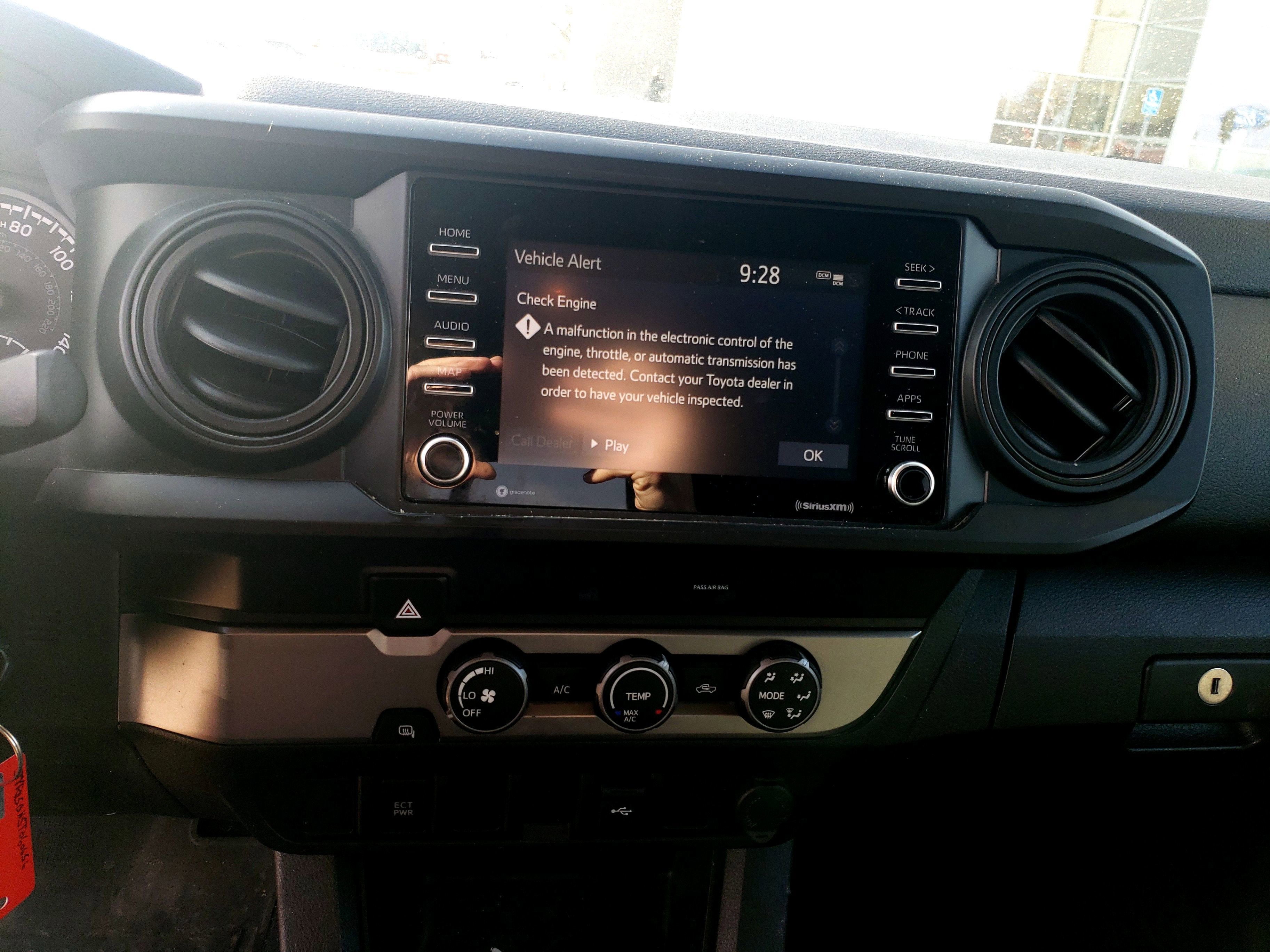 2022 Toyota Tacoma 2WD SR